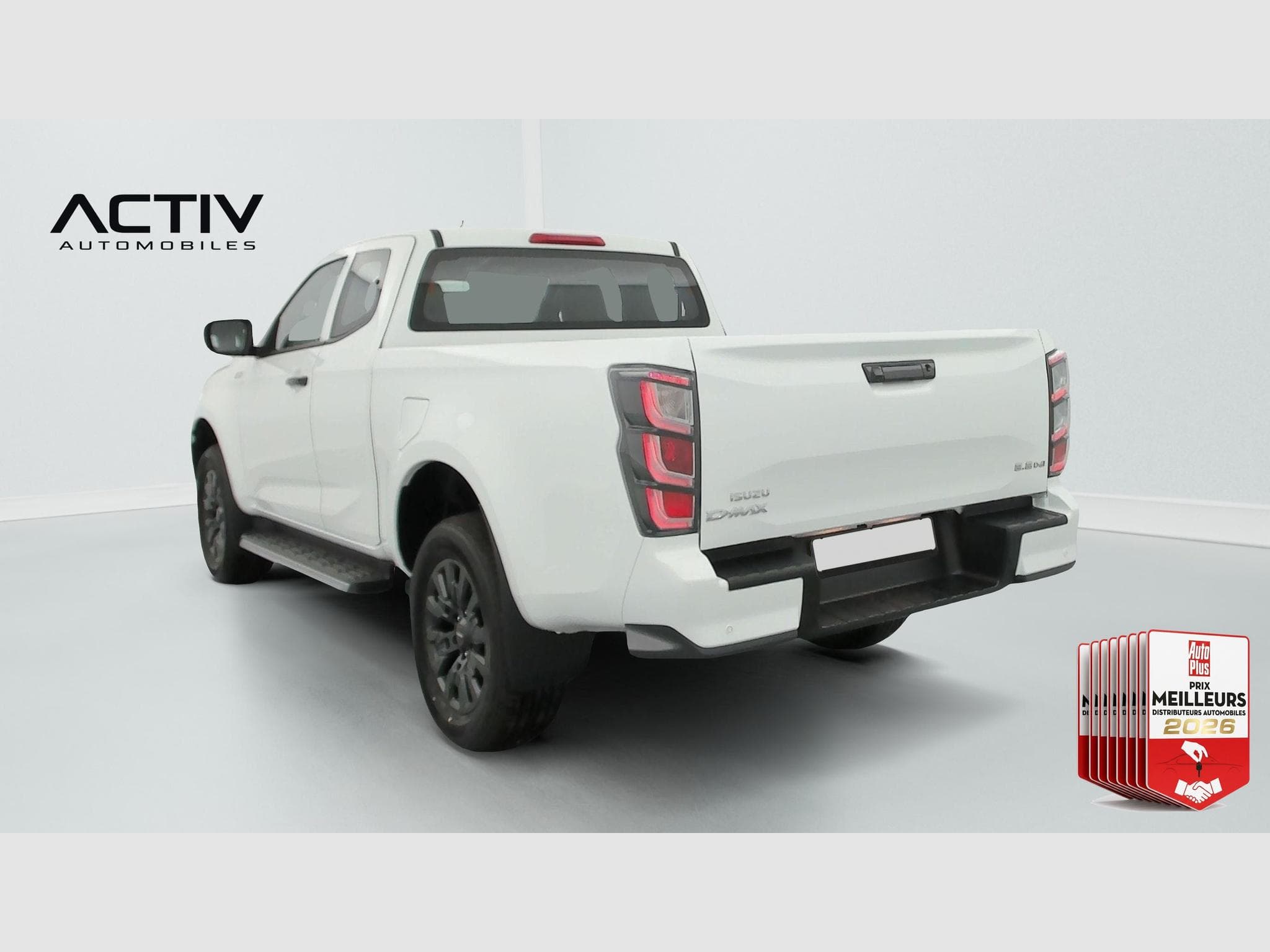 Isuzu D-MAX 2.2L SPACE CABINE A/T NITRO SPORT (2026) - Foto 5
