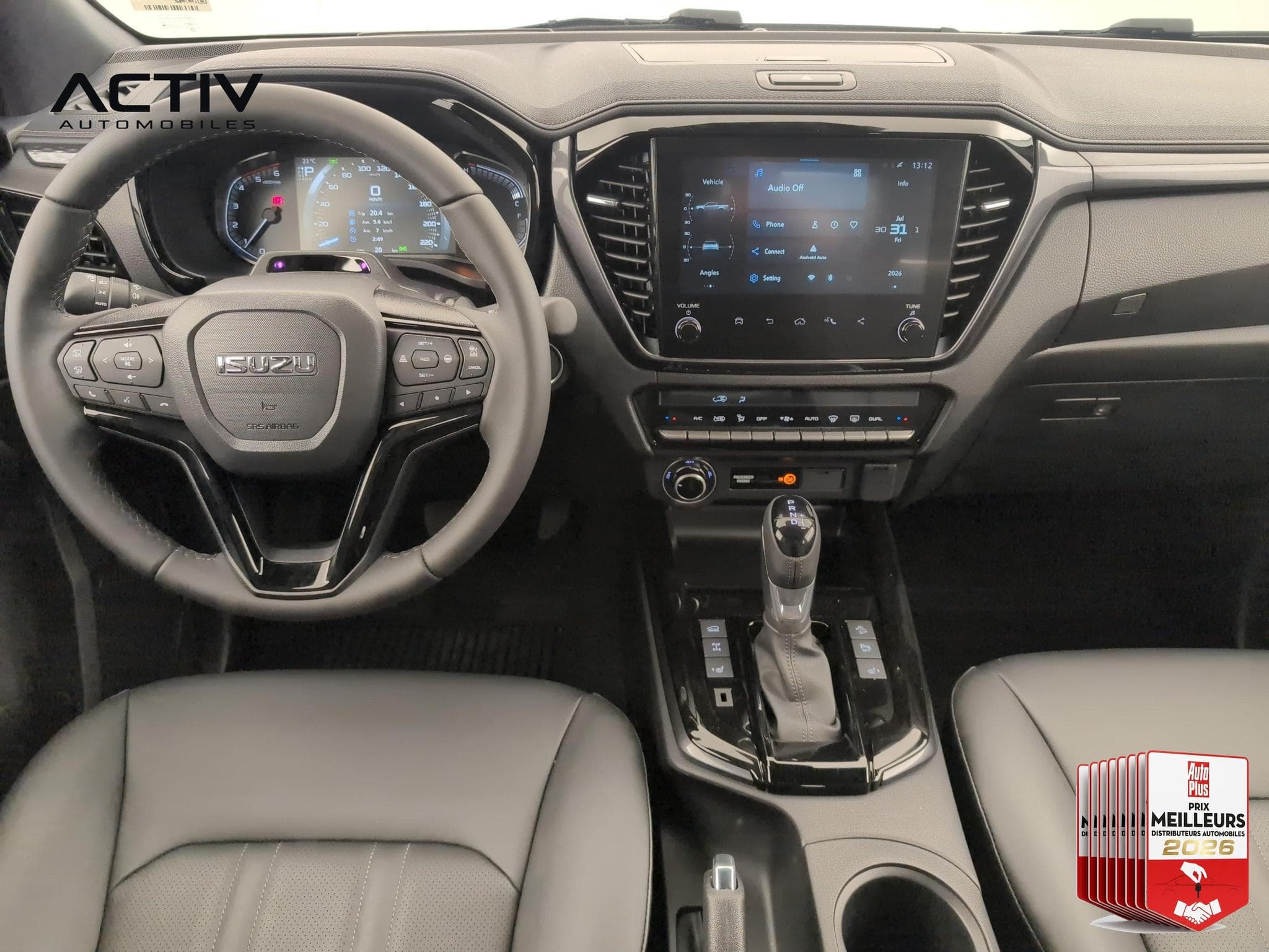 Isuzu D-MAX 2.2L SPACE CABINE A/T NITRO SPORT (2026) - Foto 11