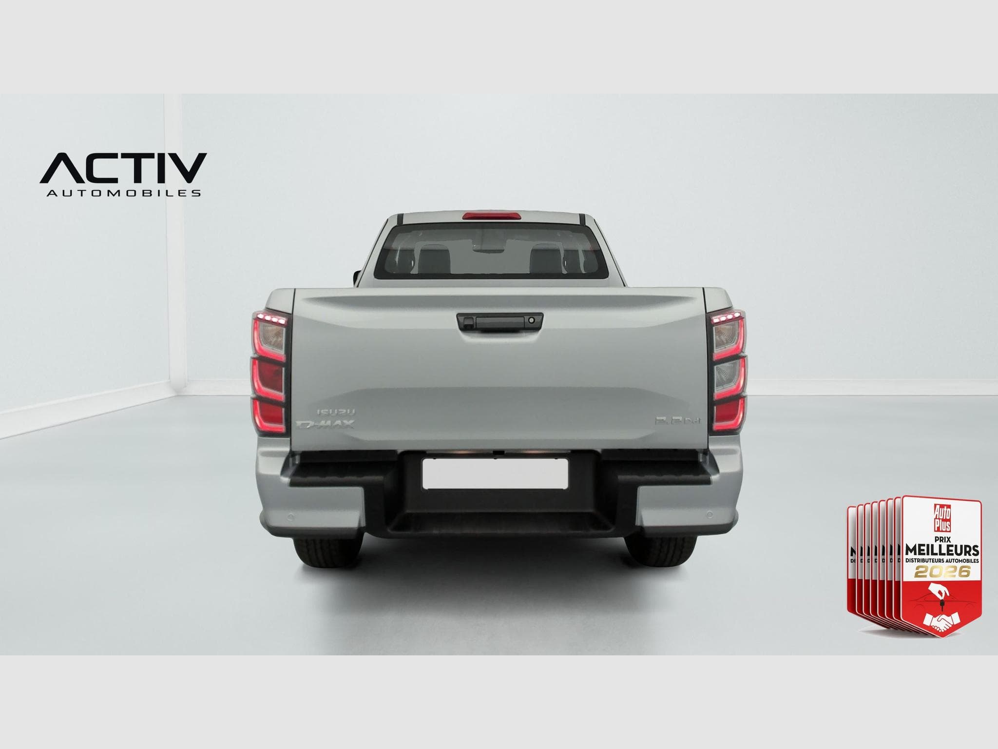 Isuzu D-MAX 2.2L SPACE CABINE M/T NITRO SPORT (2026) - Foto 6