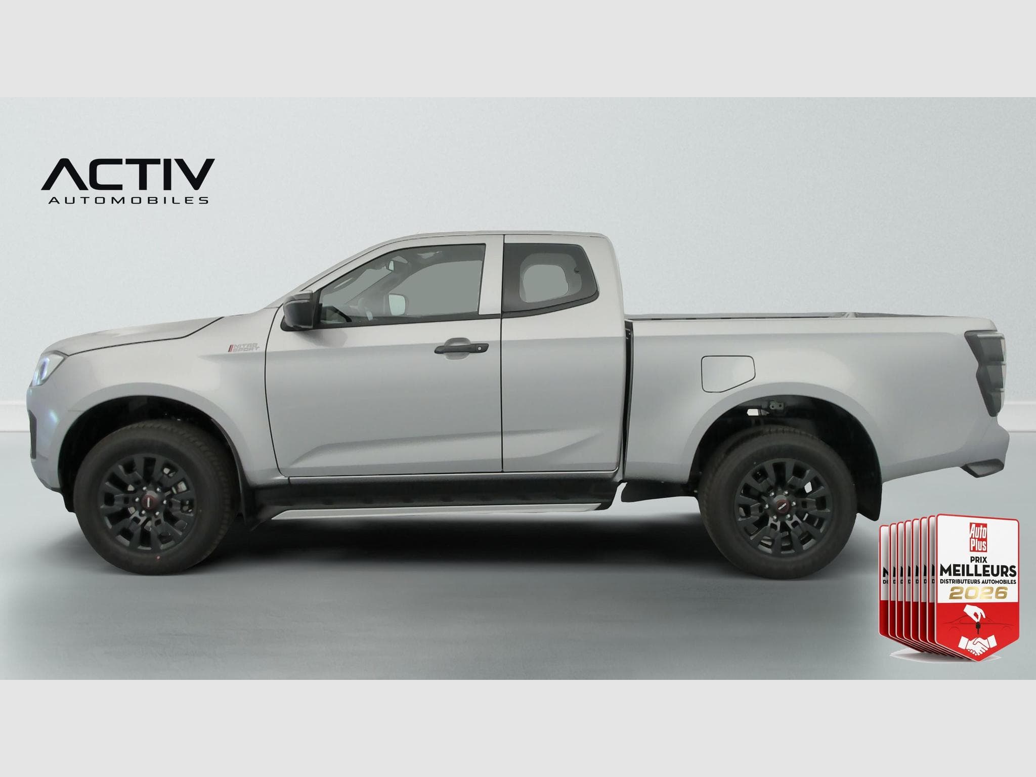 Isuzu D-MAX 2.2L SPACE CABINE M/T NITRO SPORT (2026) - Foto 4