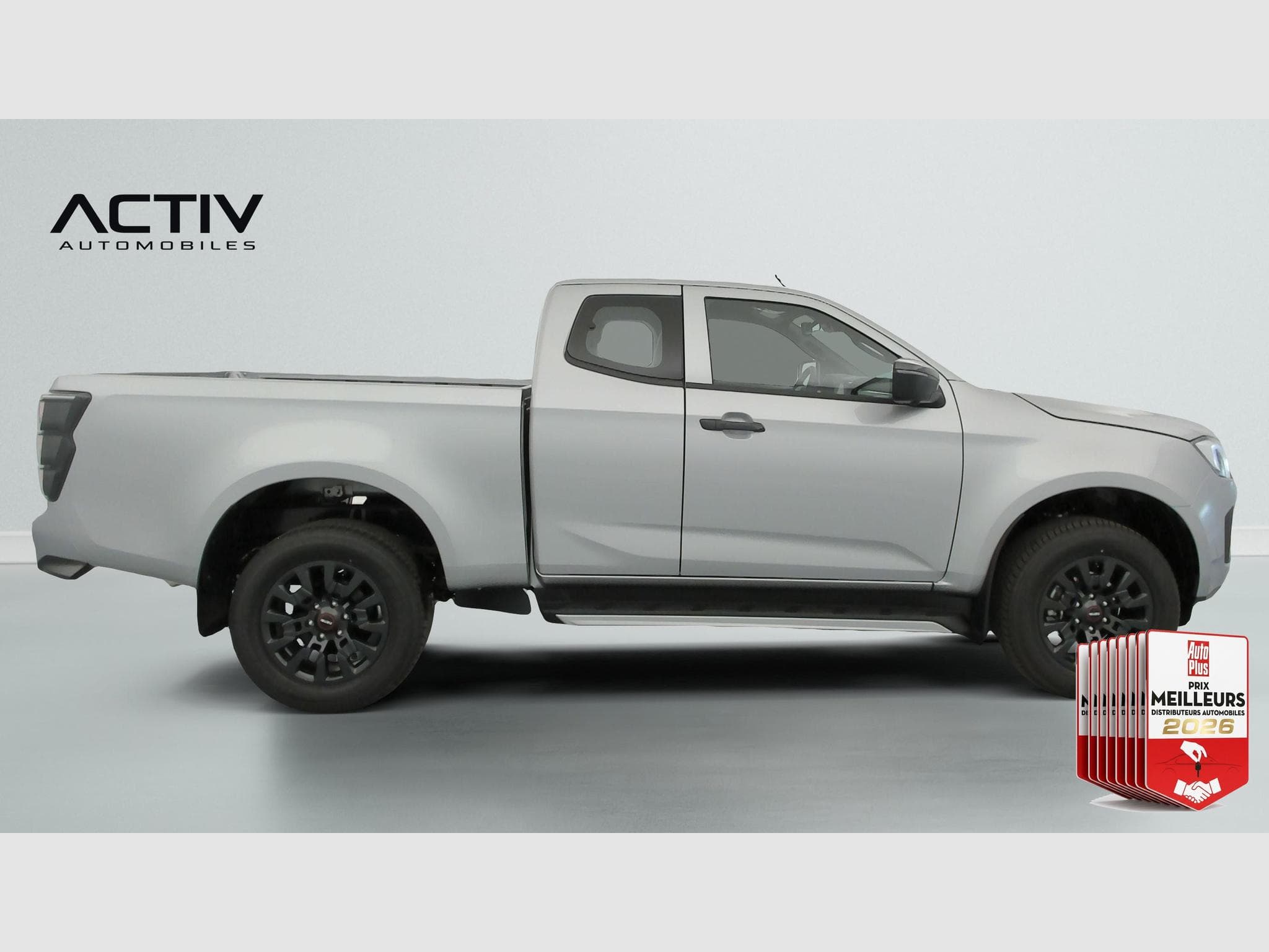 Isuzu D-MAX 2.2L SPACE CABINE M/T NITRO SPORT (2026) - Foto 8
