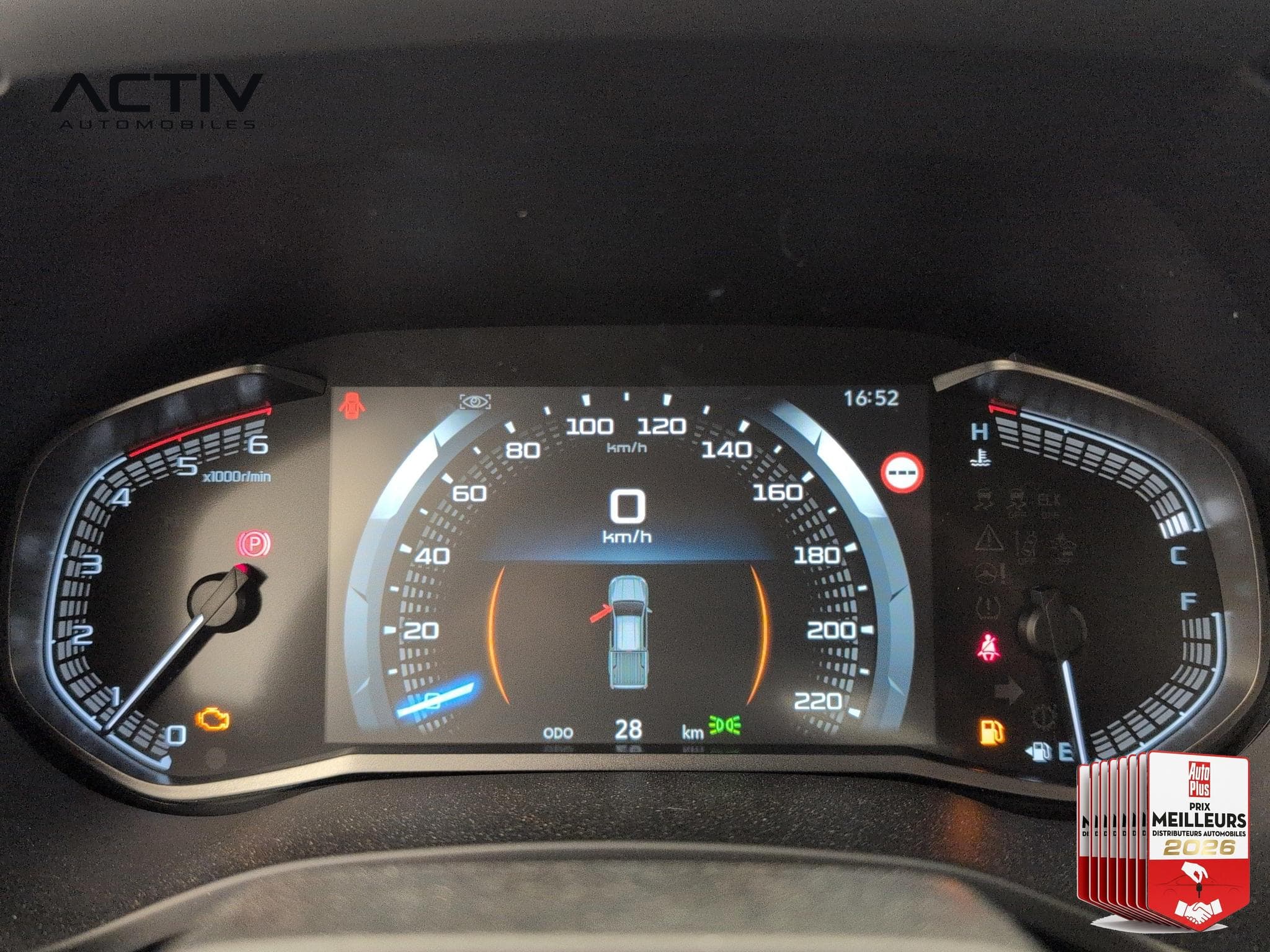 Isuzu D-MAX 2.2L SPACE CABINE M/T PRESTIGE (2026) - Foto 19