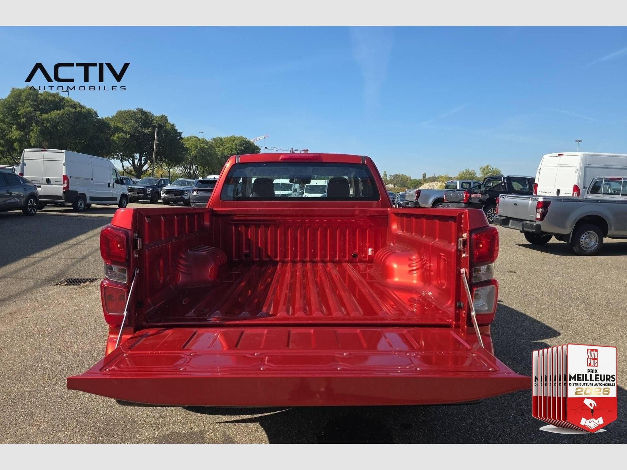 Isuzu D-MAX 2.2L SPACE CABINE A/T EVOLUTION (2026) - Foto 10