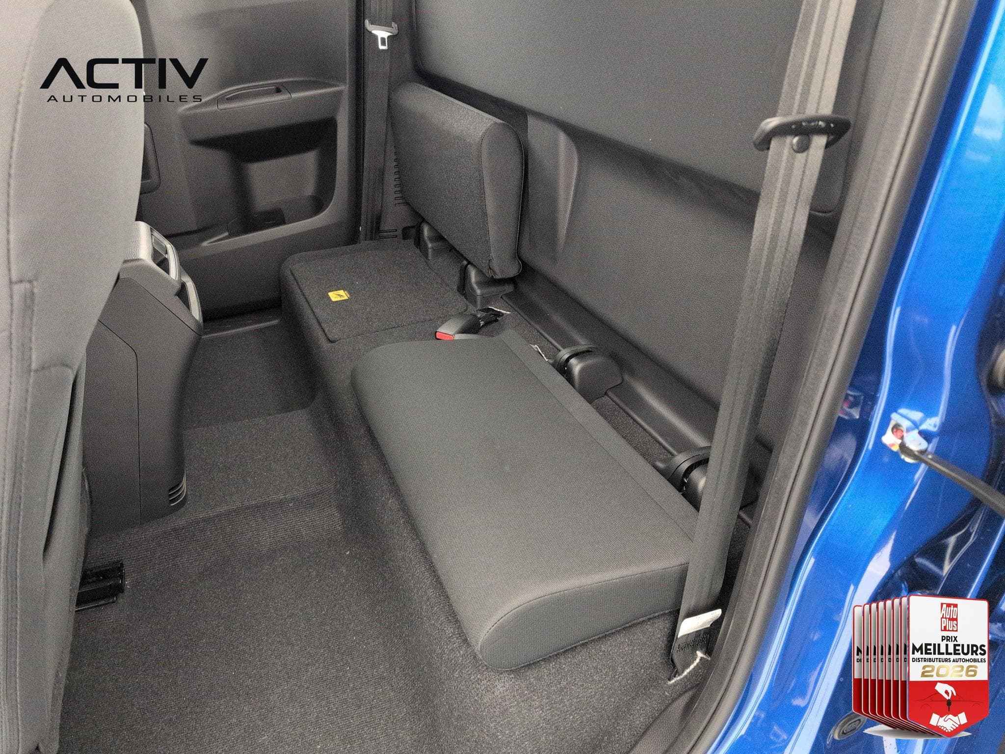 Isuzu D-MAX 2.2L SPACE CABINE A/T EVOLUTION (2026) - Foto 12