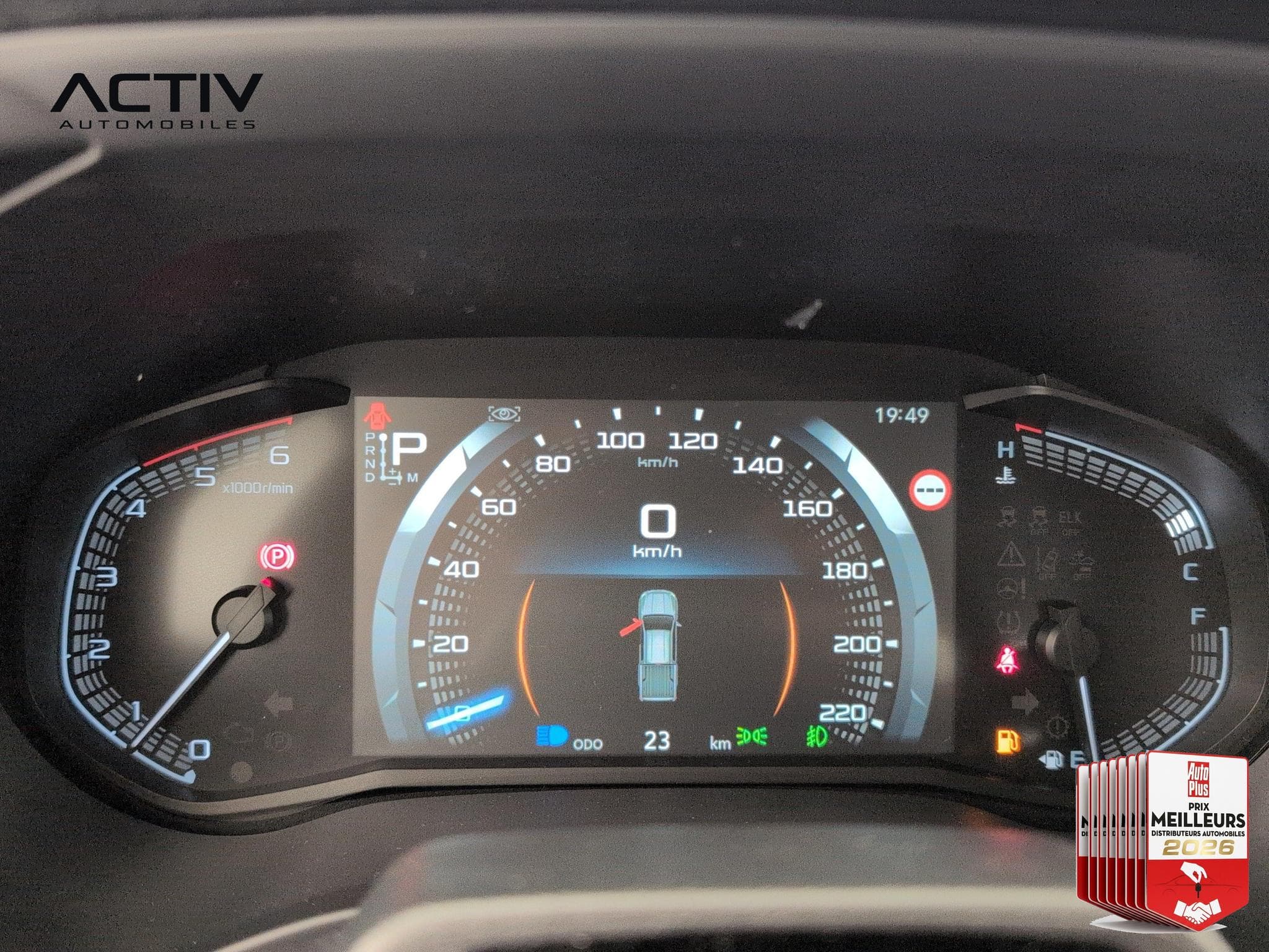 Isuzu D-MAX 2.2L SPACE CABINE A/T EVOLUTION (2026) - Foto 21