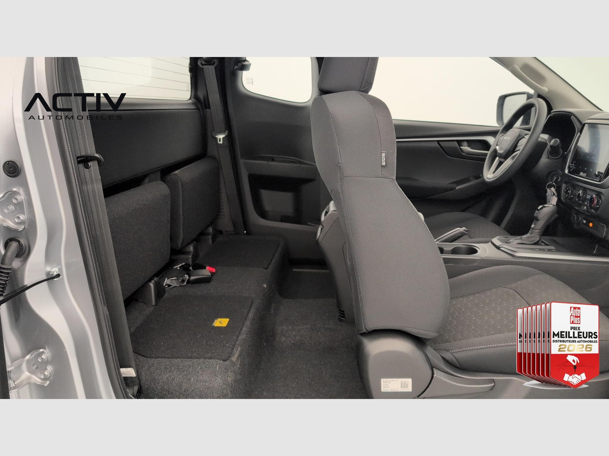 Isuzu D-MAX 2.2L SPACE CABINE A/T EVOLUTION (2026) - Foto 17