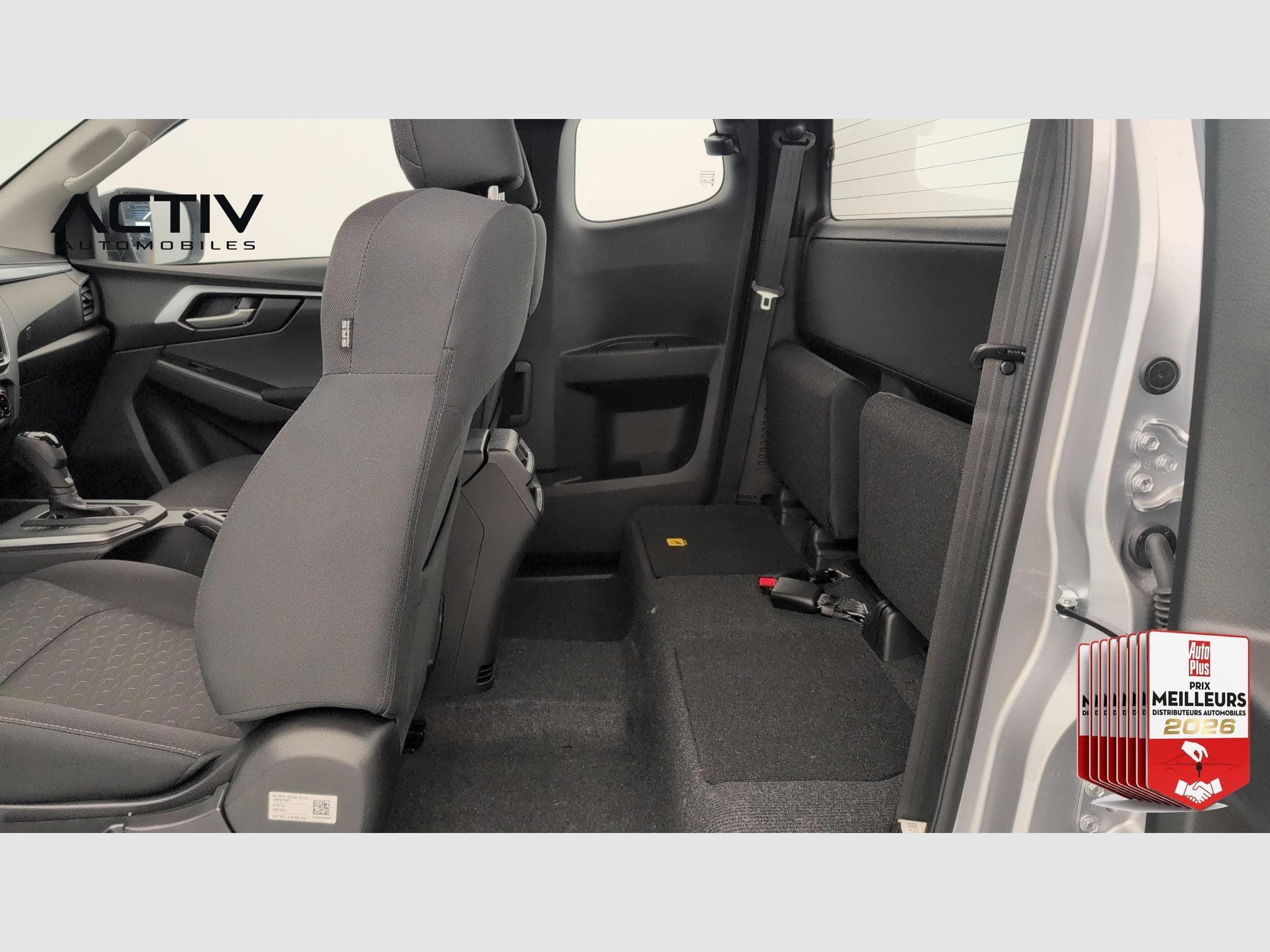 Isuzu D-MAX 2.2L SPACE CABINE A/T EVOLUTION (2026) - Foto 19