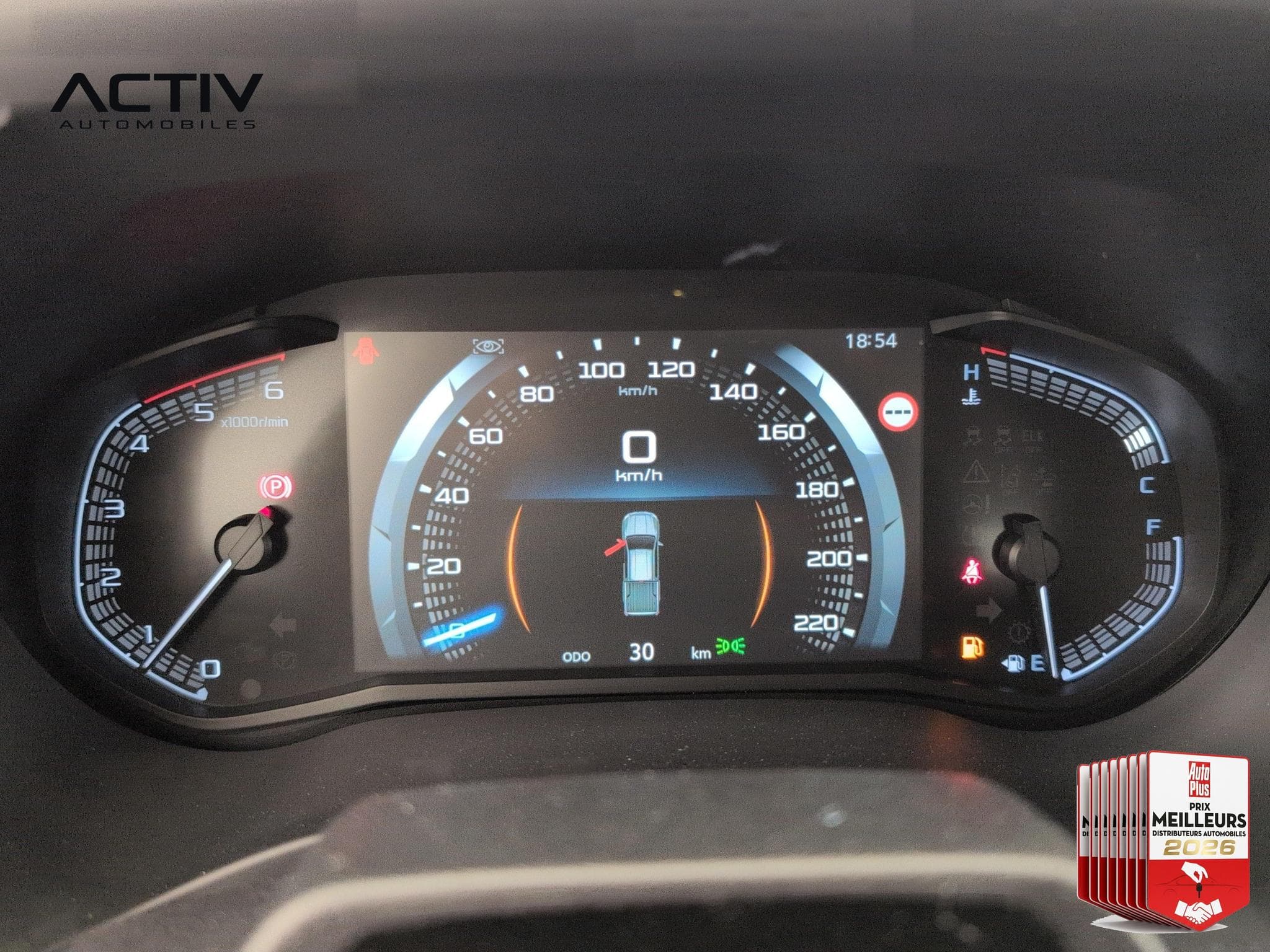 Isuzu D-MAX 2.2L SPACE CABINE M/T EVOLUTION (2026) - Foto 21