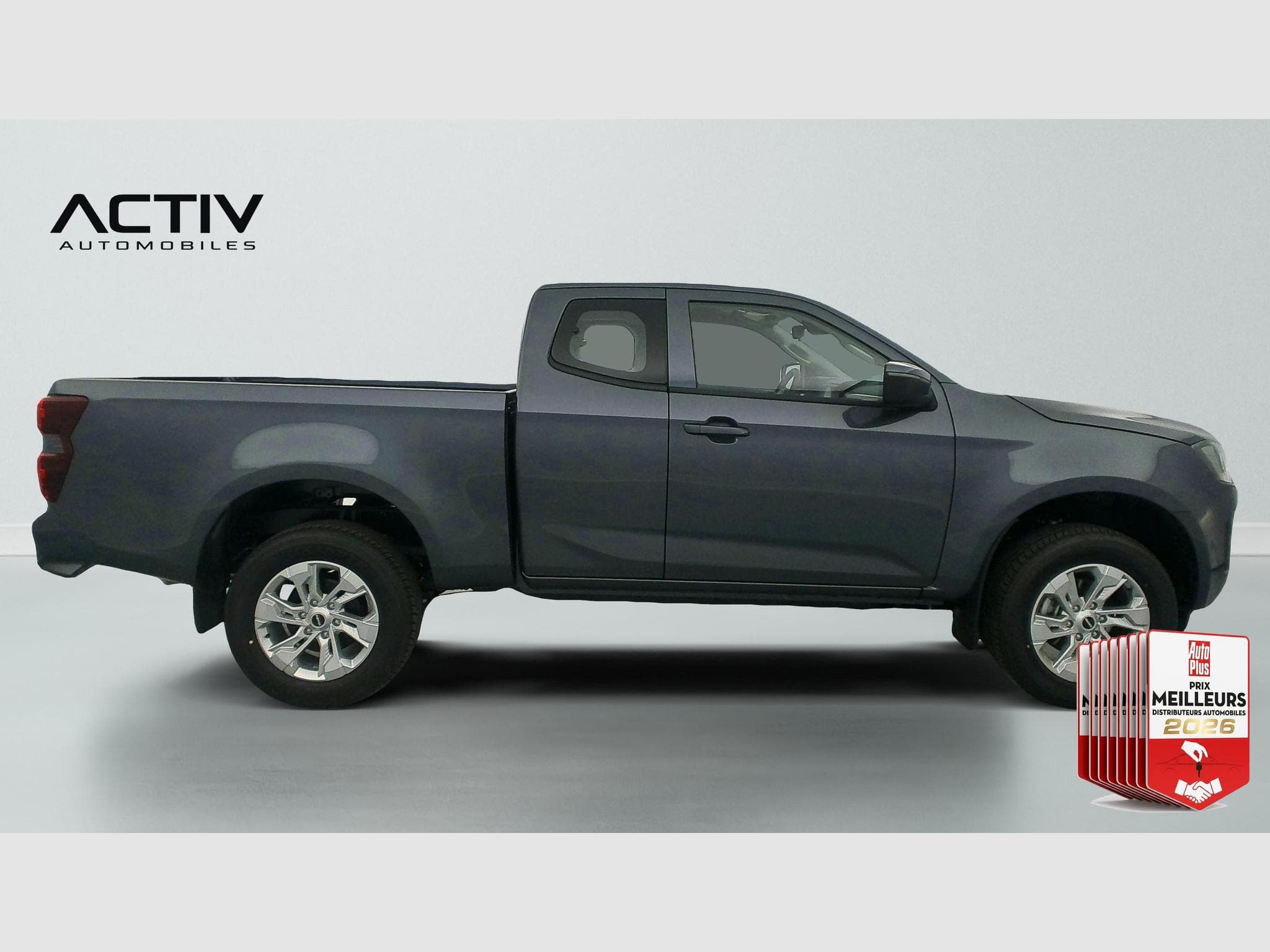Isuzu D-MAX 2.2L SPACE CABINE M/T EVOLUTION (2026) - Foto 8