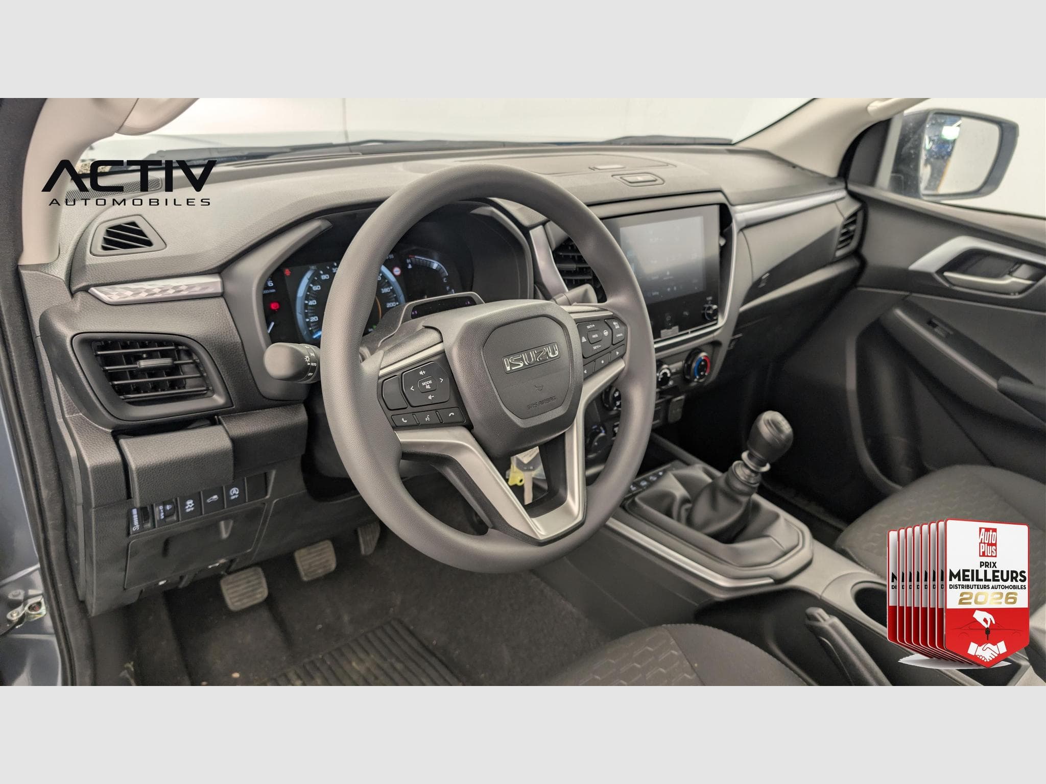 Isuzu D-MAX 2.2L SPACE CABINE M/T EVOLUTION (2026) - Foto 11