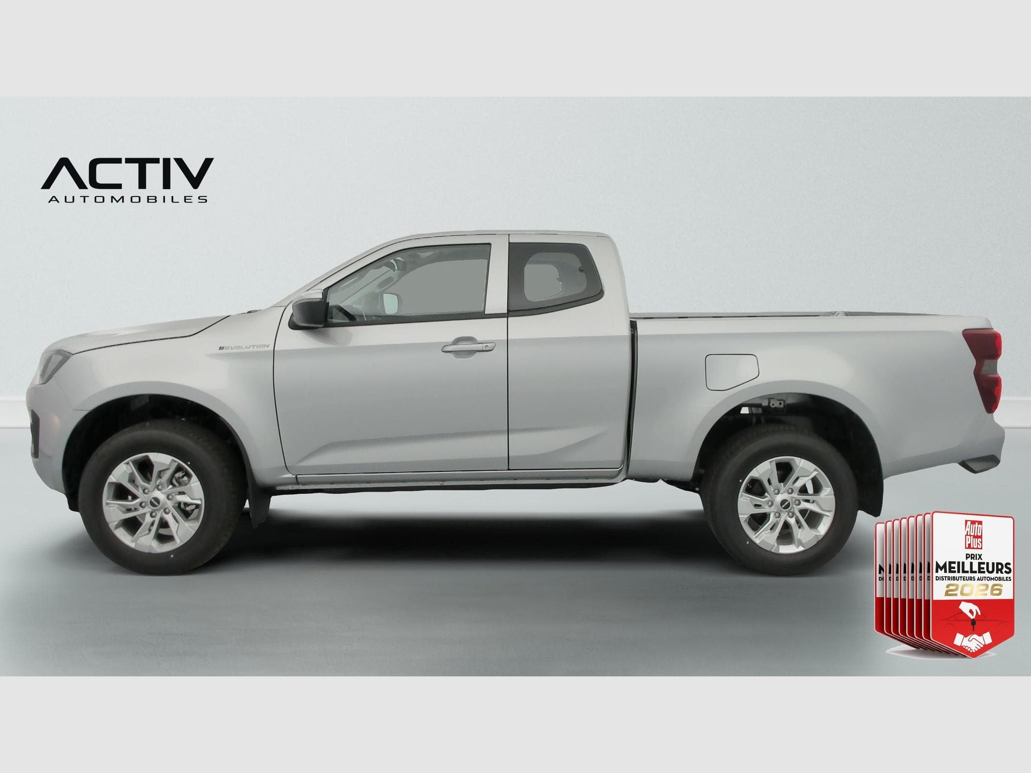 Isuzu D-MAX 2.2L SPACE CABINE M/T EVOLUTION (2026) - Foto 4