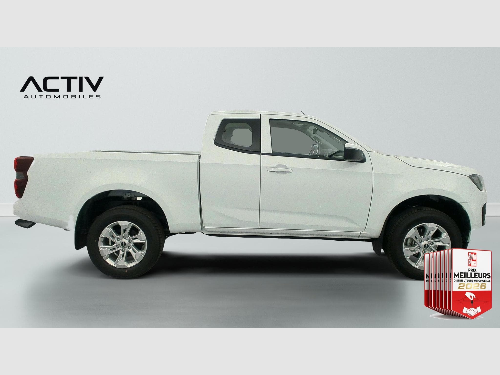 Isuzu D-MAX 2.2L SPACE CABINE M/T EVOLUTION (2026) - Foto 8