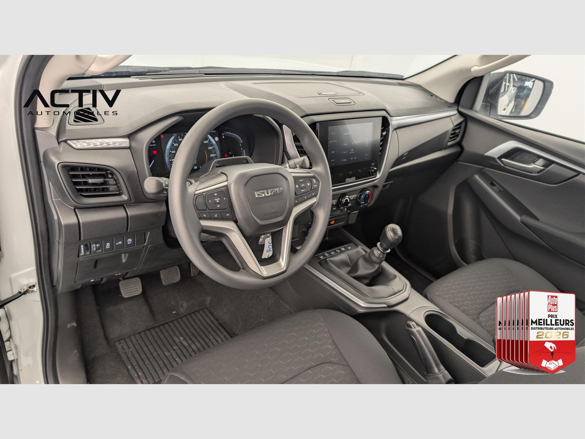 Isuzu D-MAX 2.2L SPACE CABINE M/T EVOLUTION (2026) - Foto 15