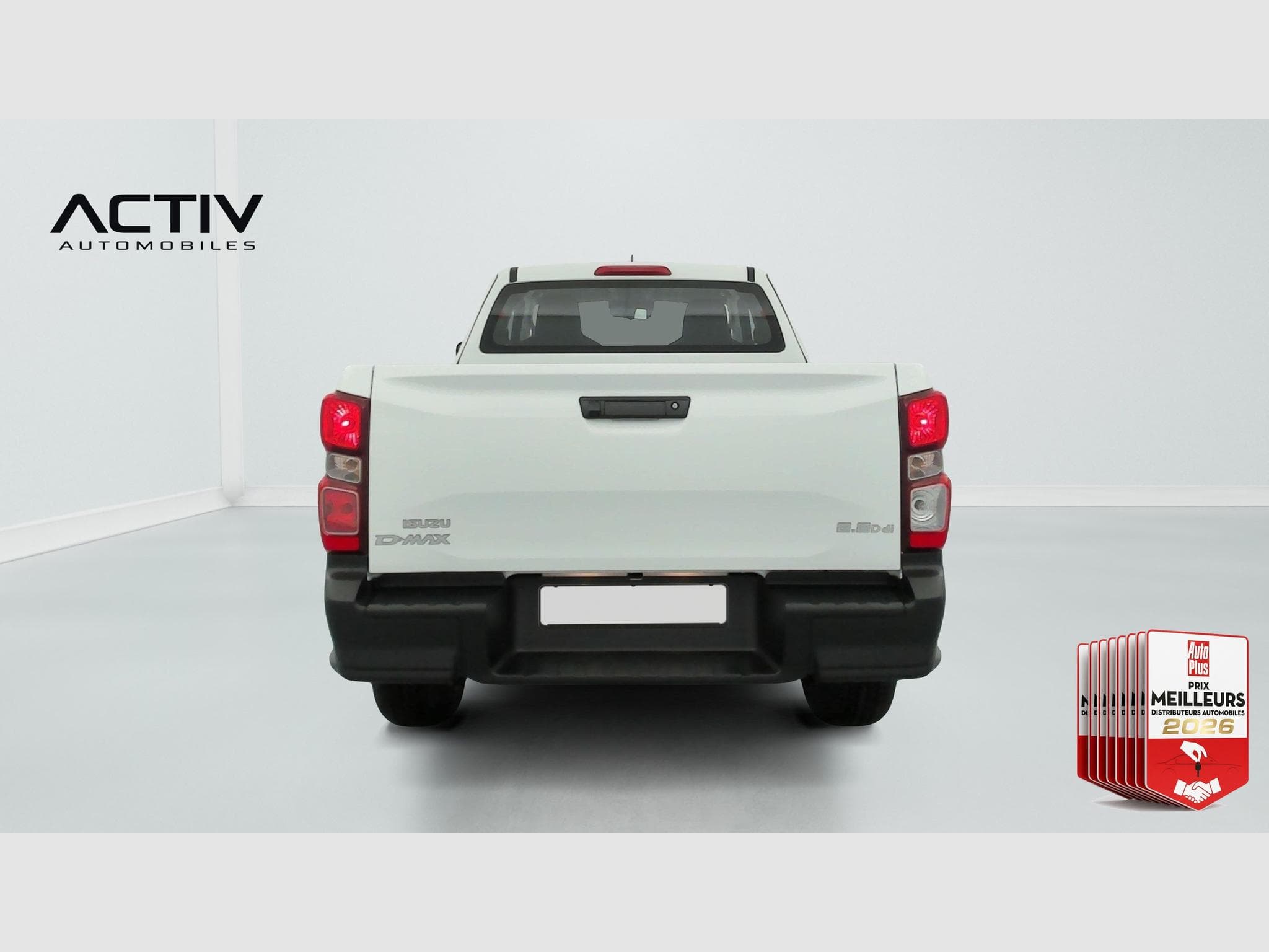Isuzu D-MAX 2.2L SPACE CABINE A/T B-STRONG (2026) - Foto 6
