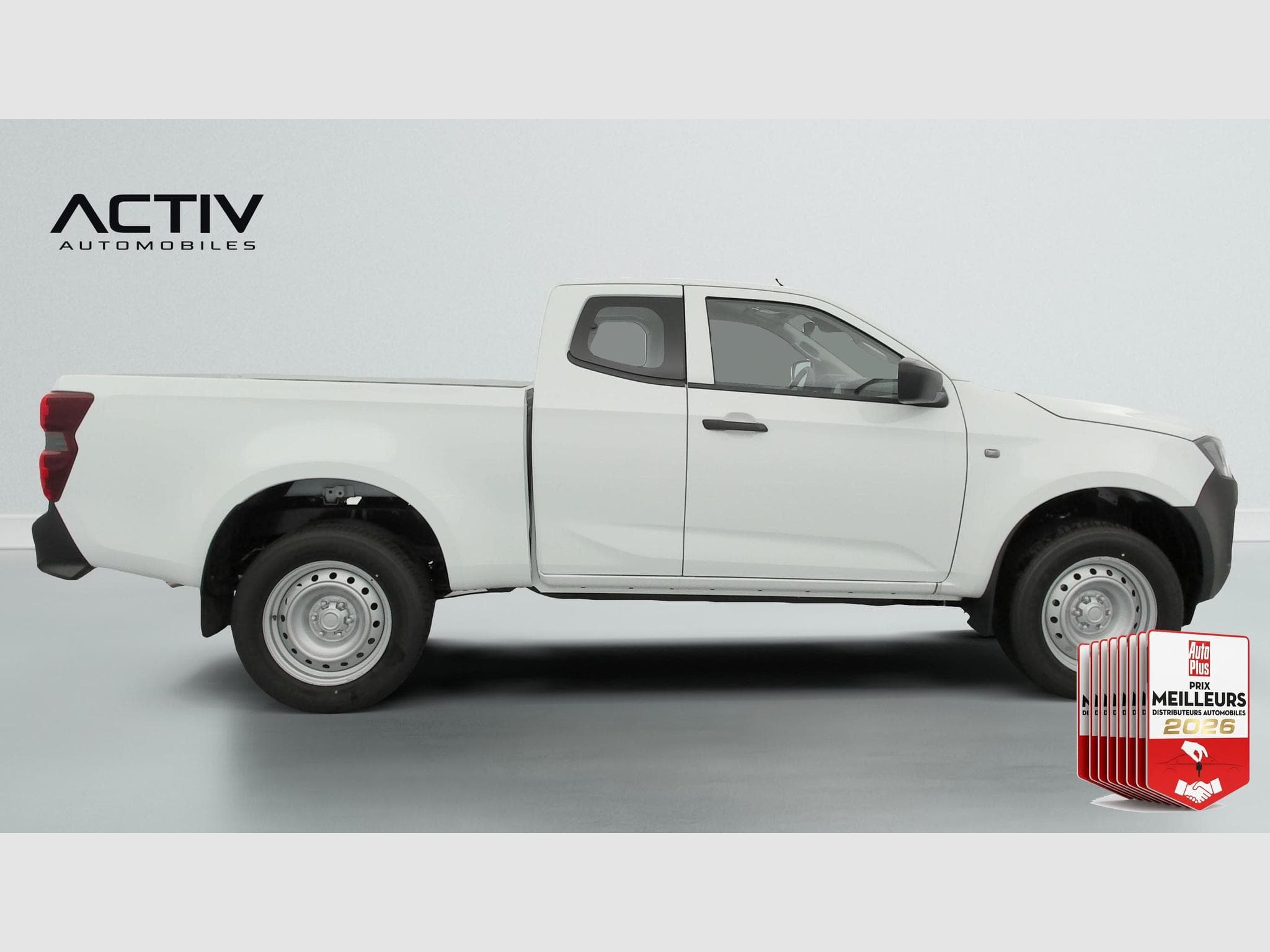 Isuzu D-MAX 2.2L SPACE CABINE A/T B-STRONG (2026) - Foto 8
