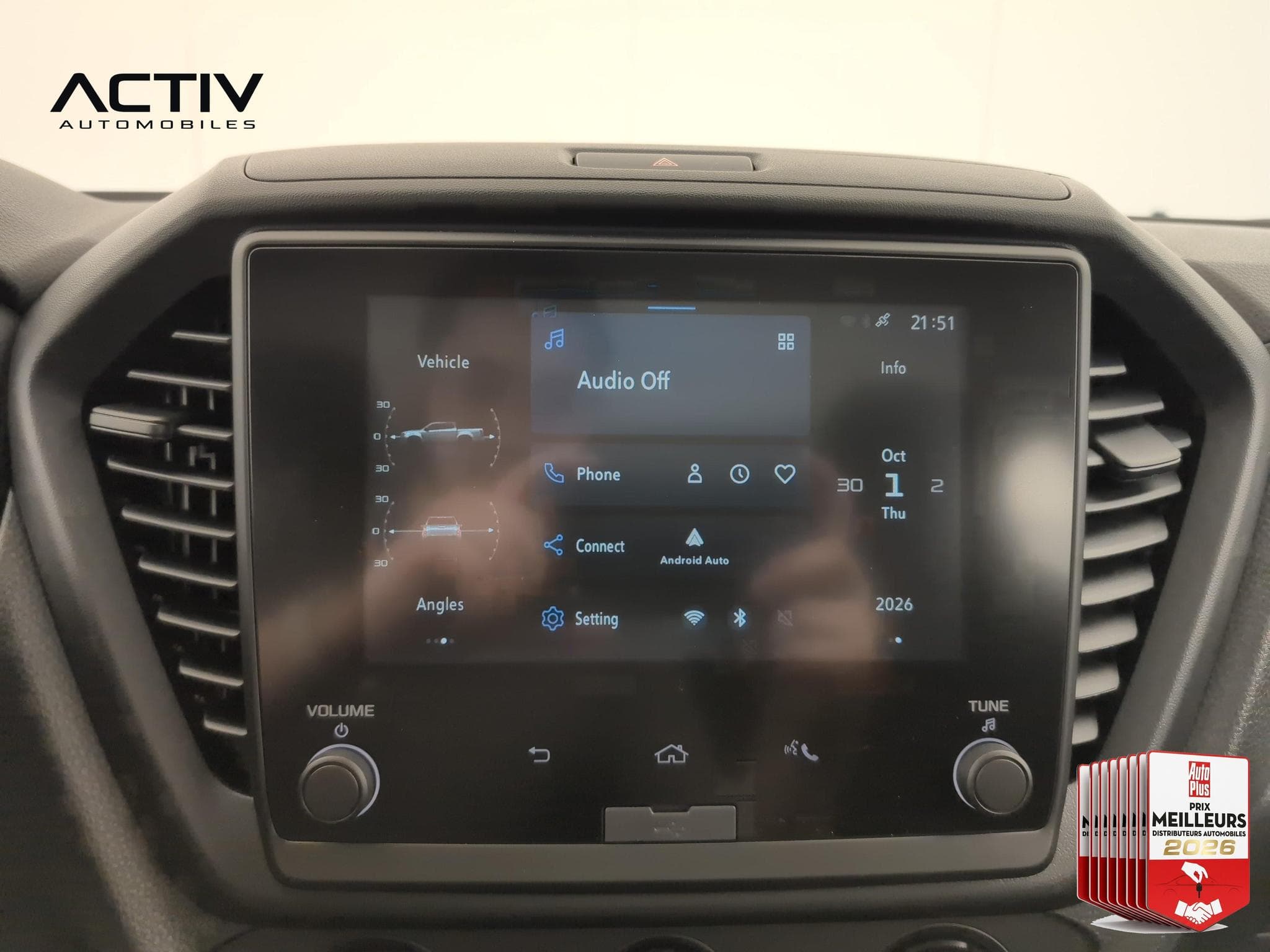 Isuzu D-MAX 2.2L SPACE CABINE A/T B-STRONG (2026) - Foto 16