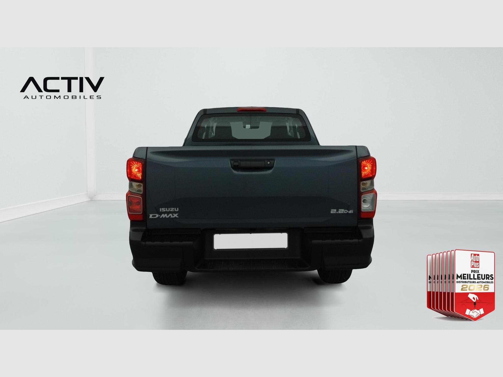 Isuzu D-MAX 2.2L SPACE CABINE M/T B-STRONG (2026) - Foto 6