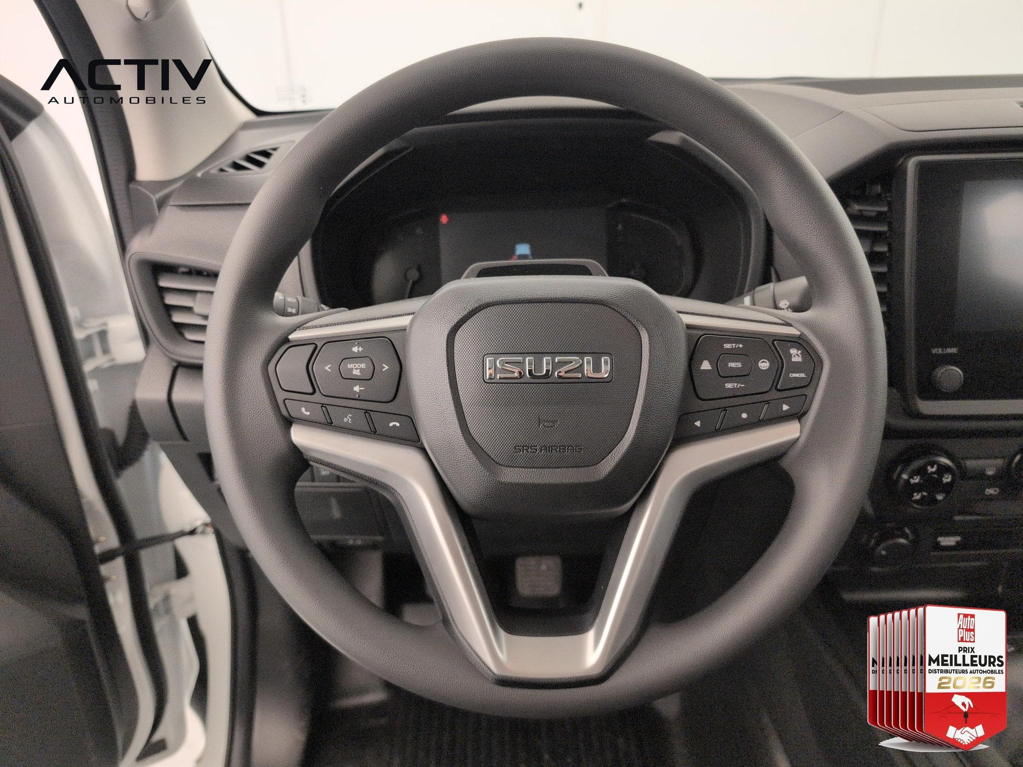 Isuzu D-MAX 2.2L SPACE CABINE M/T B-STRONG (2026) - Foto 12