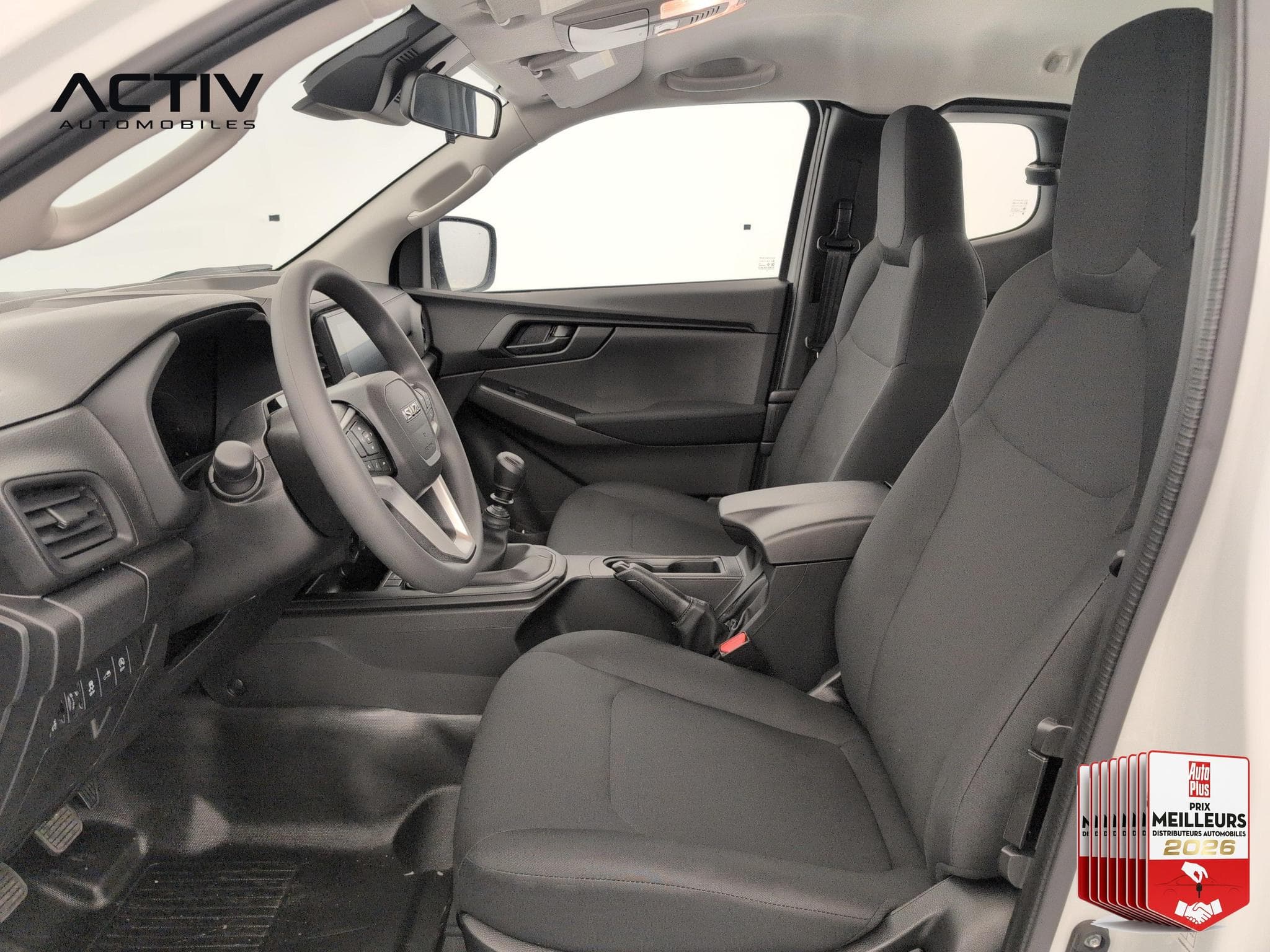 Isuzu D-MAX 2.2L SPACE CABINE M/T B-STRONG (2026) - Foto 14