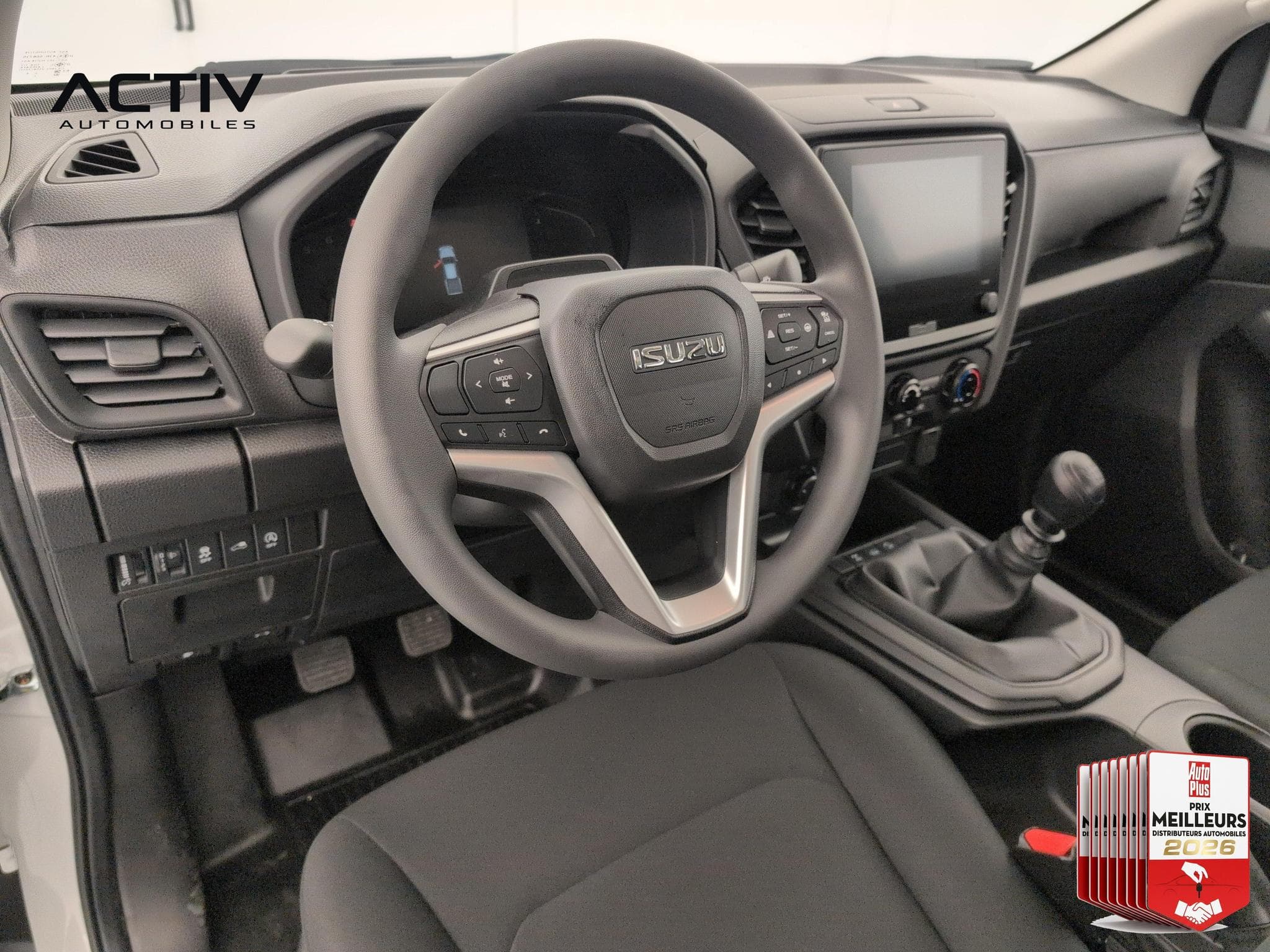 Isuzu D-MAX 2.2L SPACE CABINE M/T B-STRONG (2026) - Foto 13