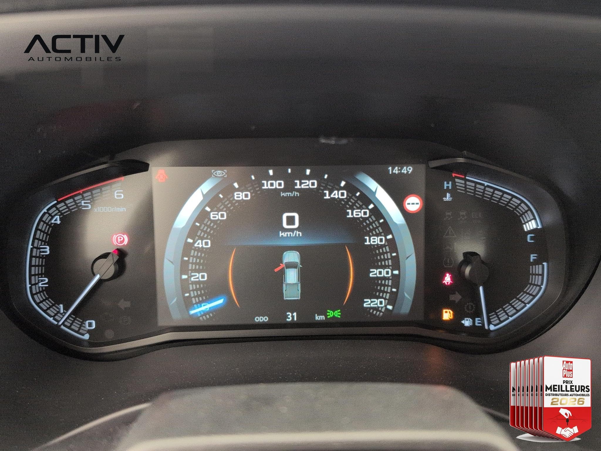 Isuzu D-MAX 2.2L SPACE CABINE M/T B-STRONG (2026) - Foto 19