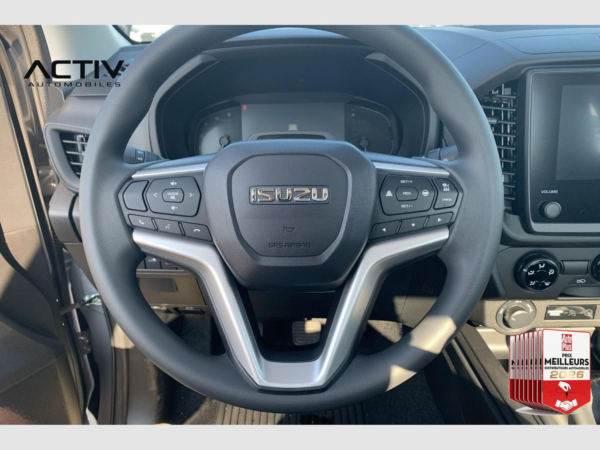 Isuzu D-MAX 2.2L SINGLE CABINE M/T B-STRONG (2026) - Foto 14