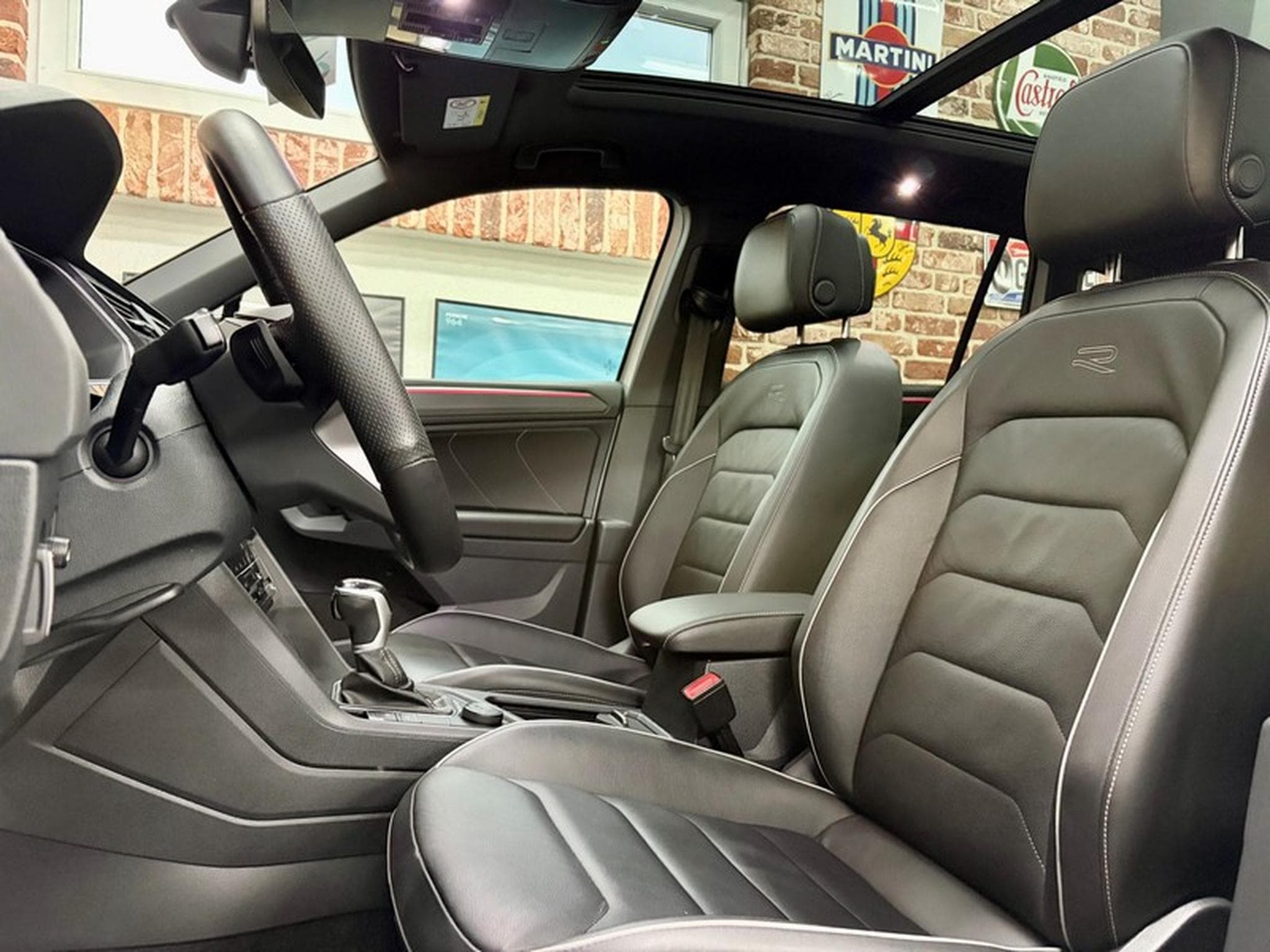 VW Tiguan Tiguan 2.0 TSi 245cv Auto 4x4 R-LINE (2023) - Photo 5