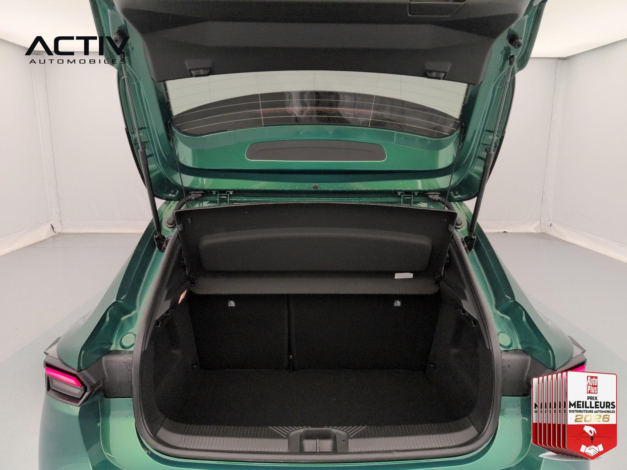 Renault Clio E-TECH FULL HYBRID 160 CH TECHNO (2026) - Foto 4