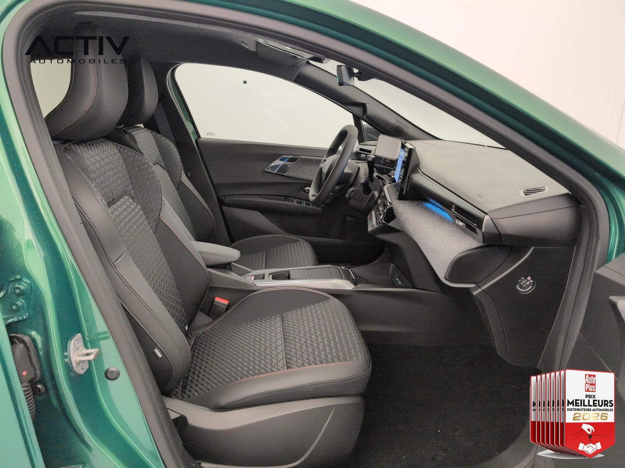 Renault Clio E-TECH FULL HYBRID 160 CH TECHNO (2026) - Foto 2