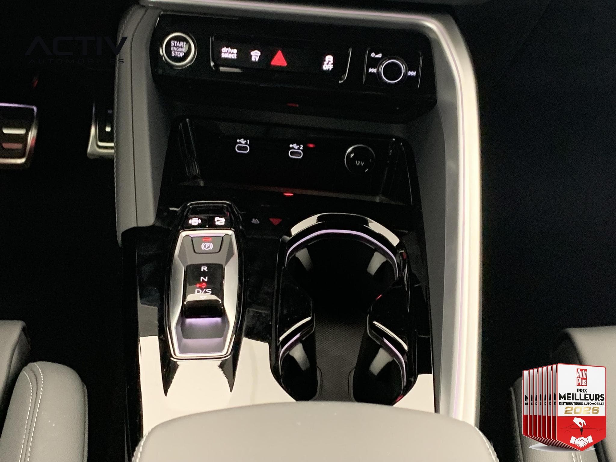 Audi Q5 e-hybrid 299 ch S tronic 7 Quattro S line (2026) - Foto 15