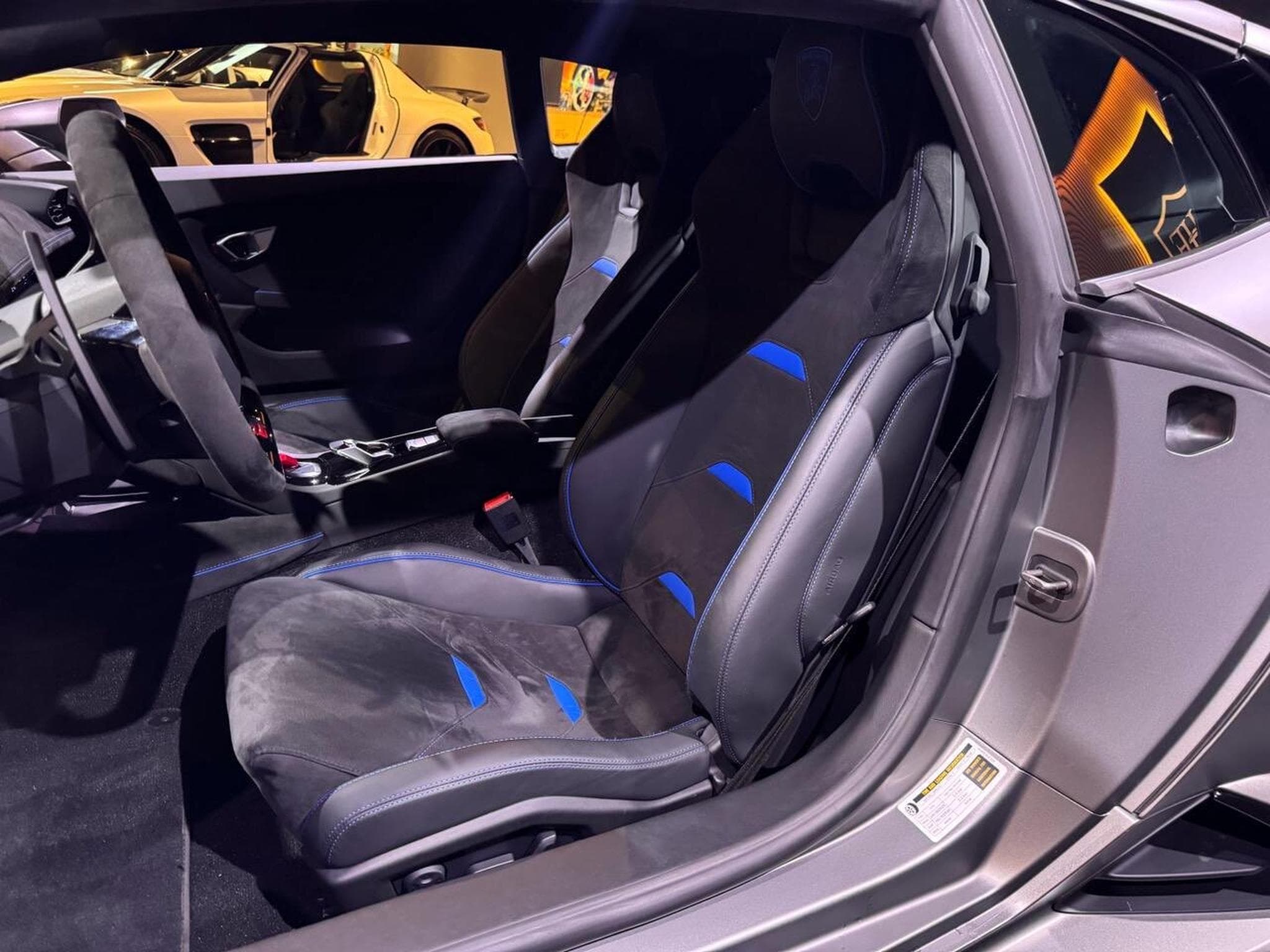 Lamborghini Huracán Evo LP640-4 (2022) - Photo 4