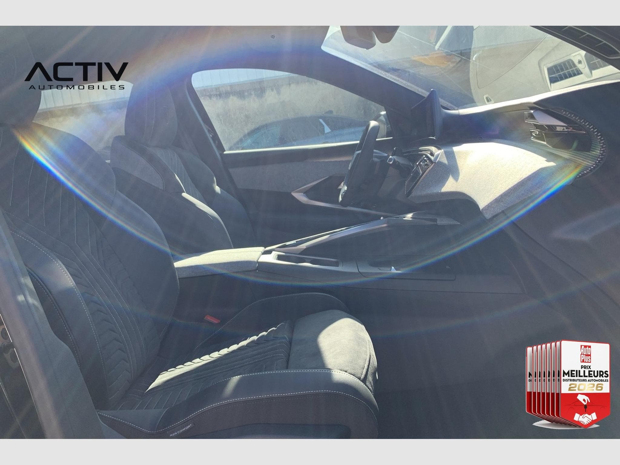 Peugeot 5008 Hybrid 145 e-DCS6 GT (2026) - Foto 9