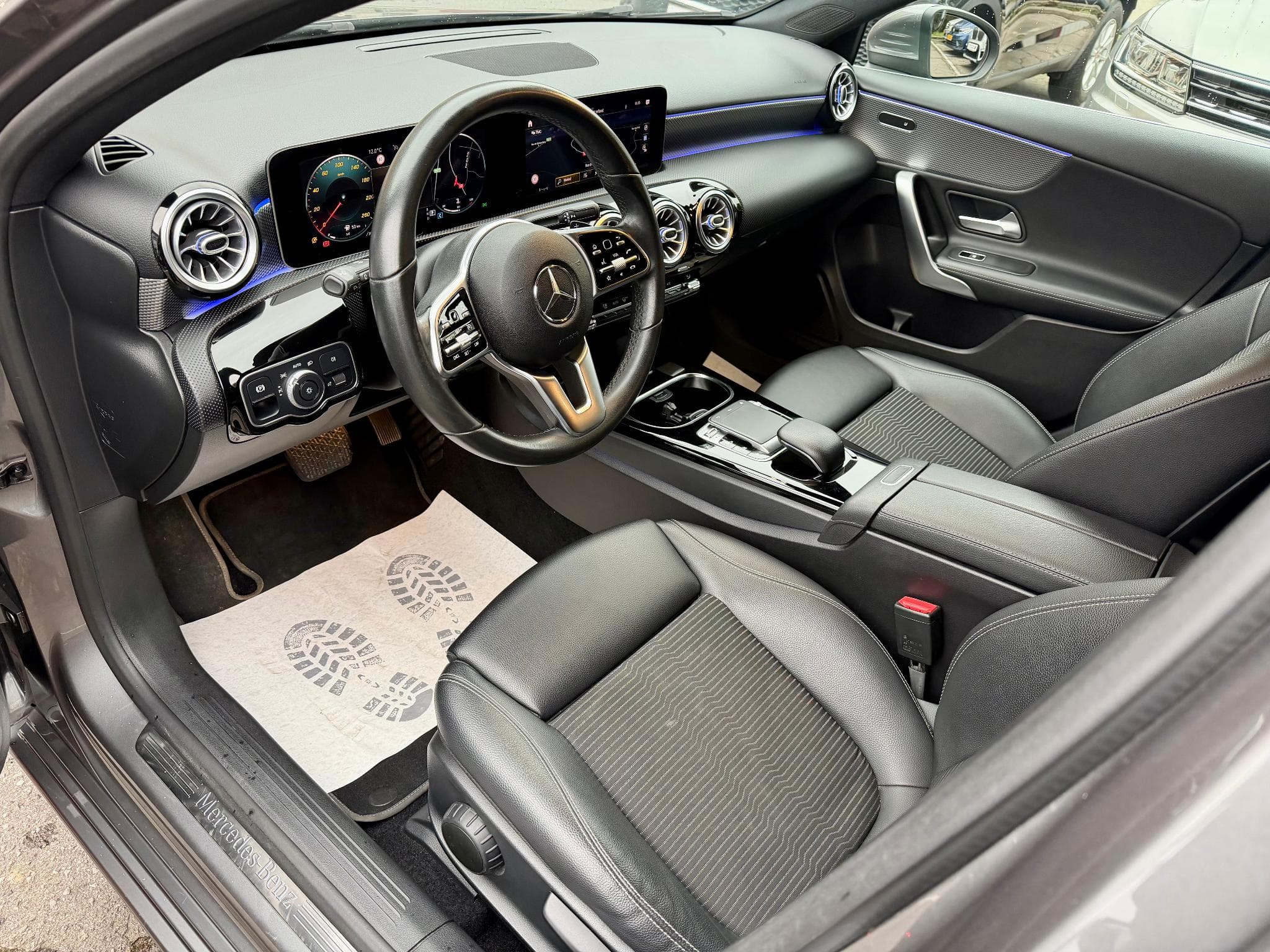 Mercedes A 220 4Matic 7G-DCT Progressive (2019) - Foto 7