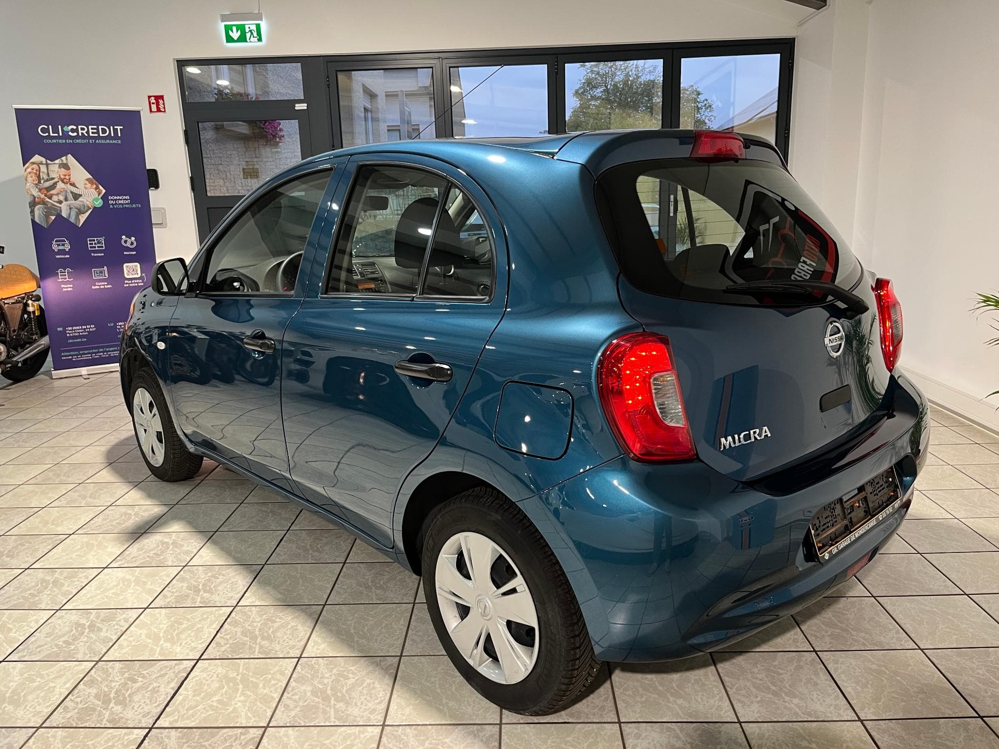 Nissan Micra IV (2) 1.2 80ch VISIA (2017) - Photo 3