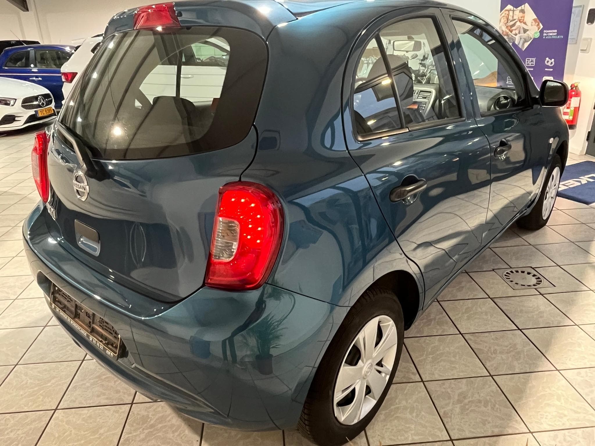 Nissan Micra IV (2) 1.2 80ch VISIA (2017) - Photo 5