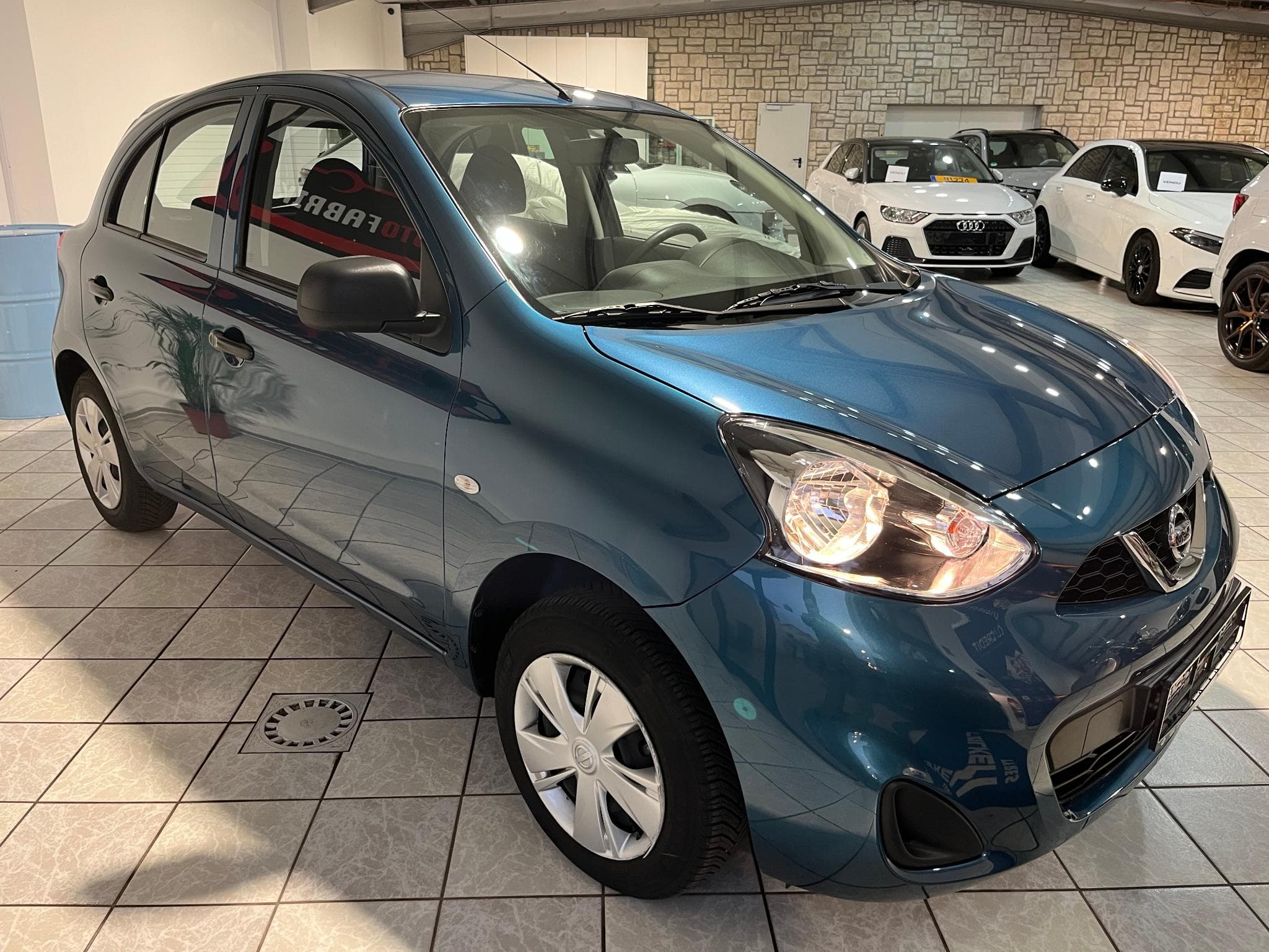 Nissan Micra IV (2) 1.2 80ch VISIA (2017) - Photo 7