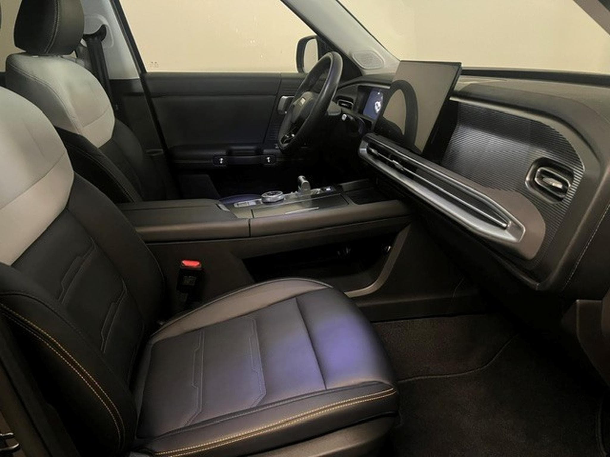 Baic BJ30 1.5 T-GDI PREMIUM HYBRIDE AWD AUT (2026) - Photo 4