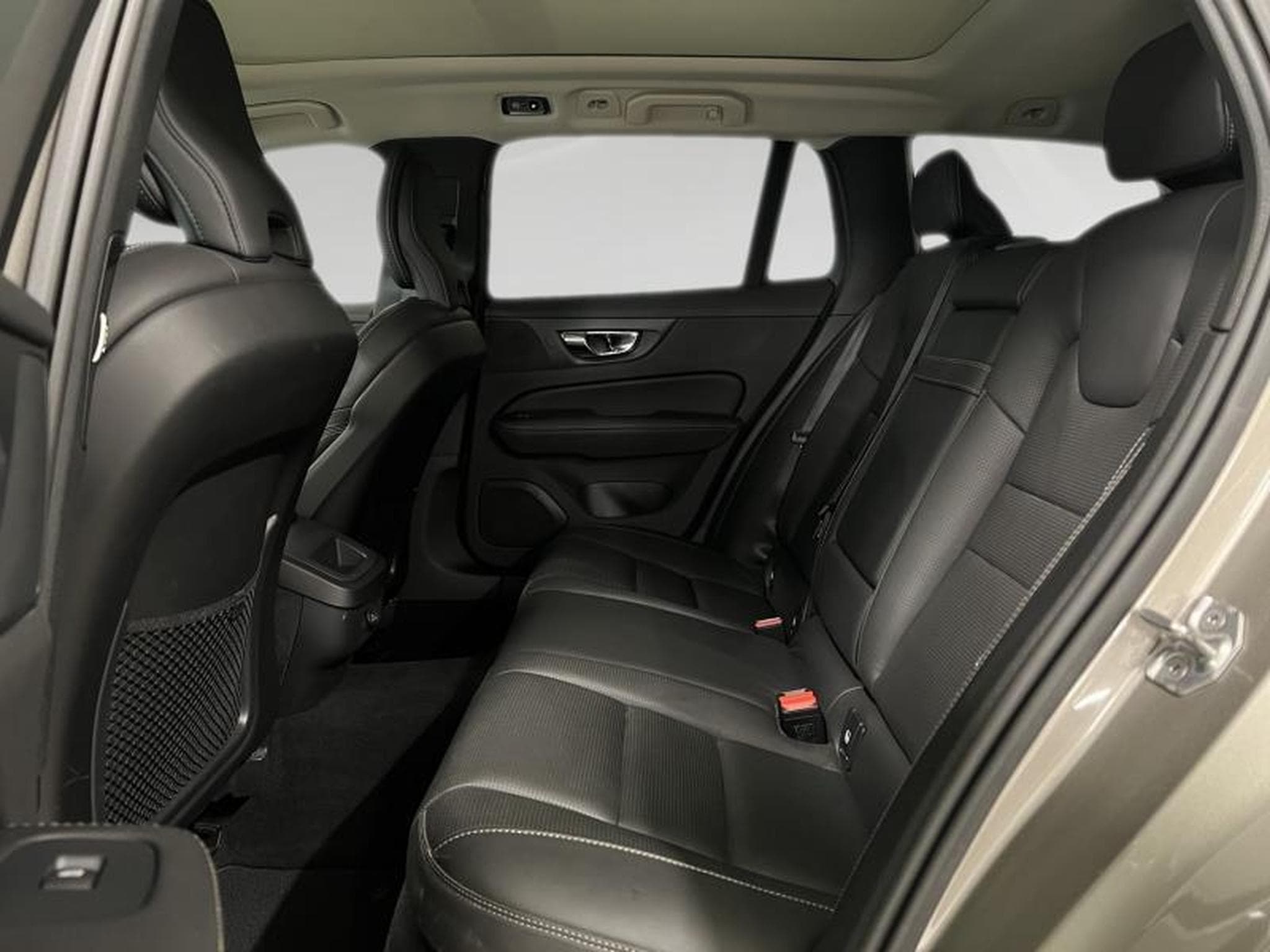 Volvo V60 Inscription (2018) - Photo 19