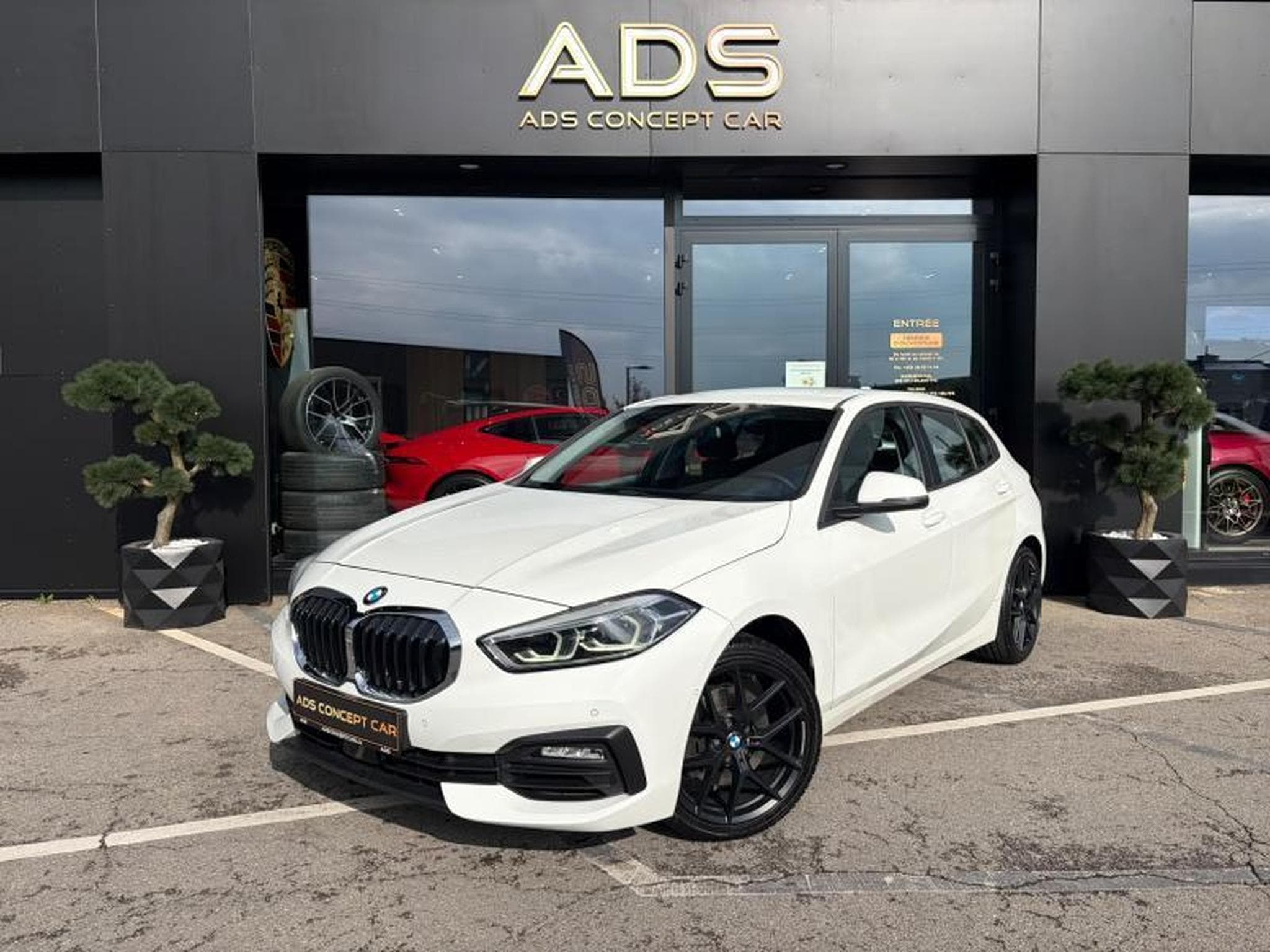 BMW 118 i 1.5 140ch/Sièges chauffants/CarPlay (2020) - Photo 2