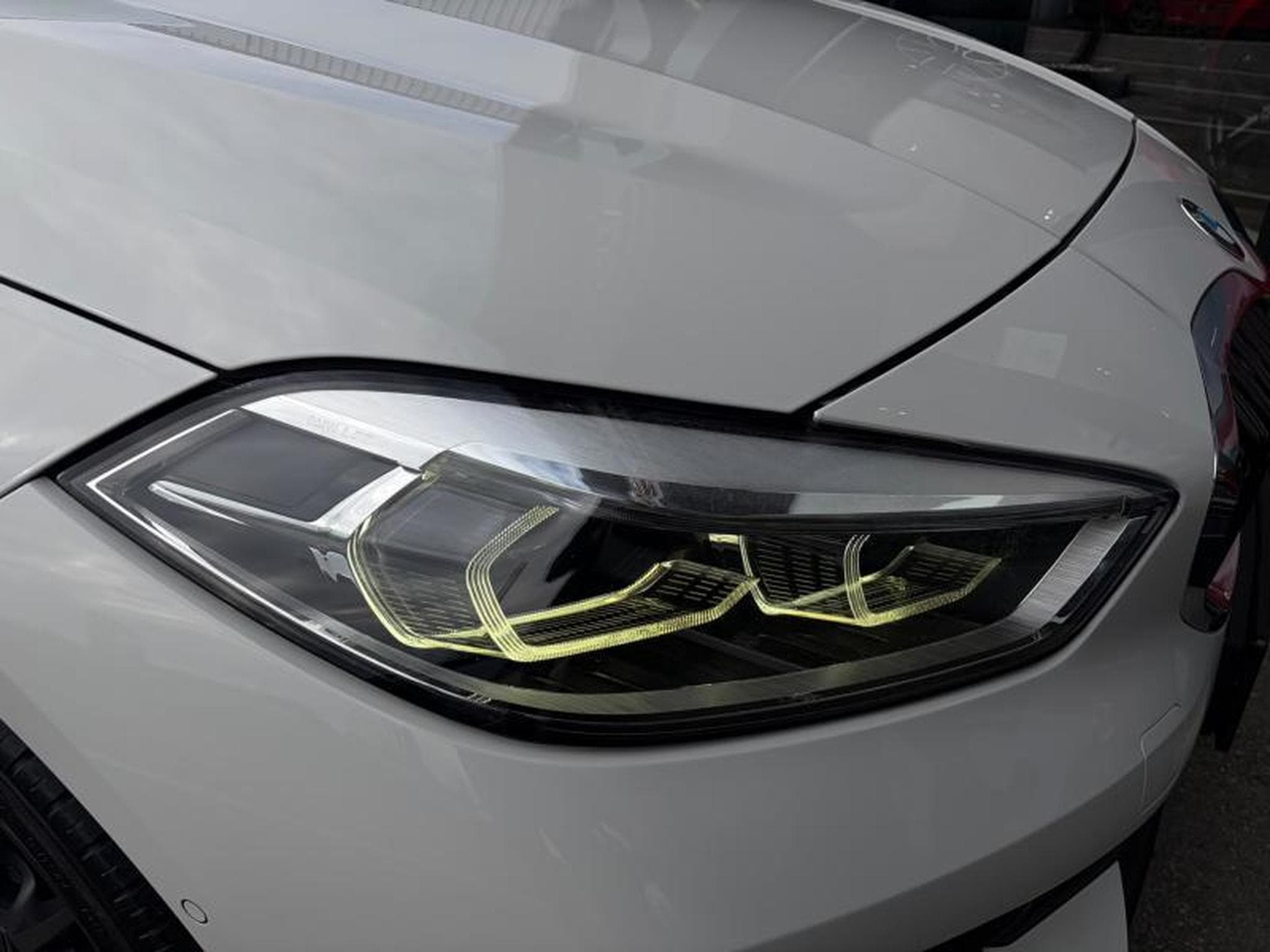 BMW 118 i 1.5 140ch/Sièges chauffants/CarPlay (2020) - Photo 13