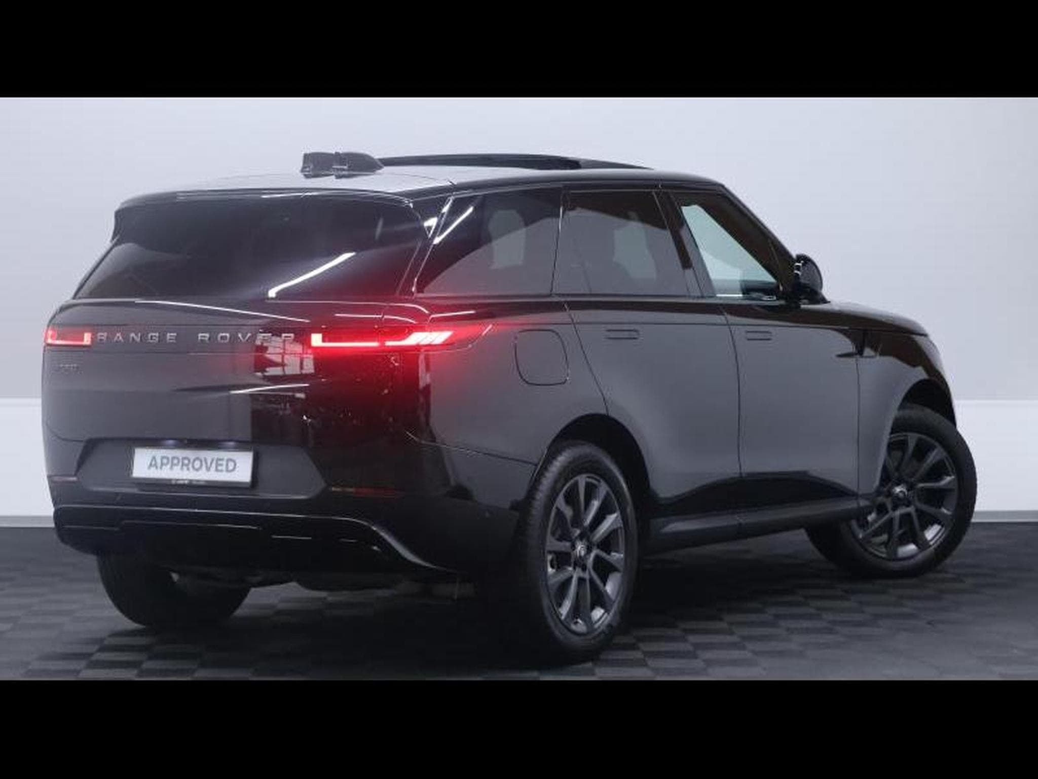 Land-Rover Range Rover Sport D250 S AWD Auto (2025) - Photo 5