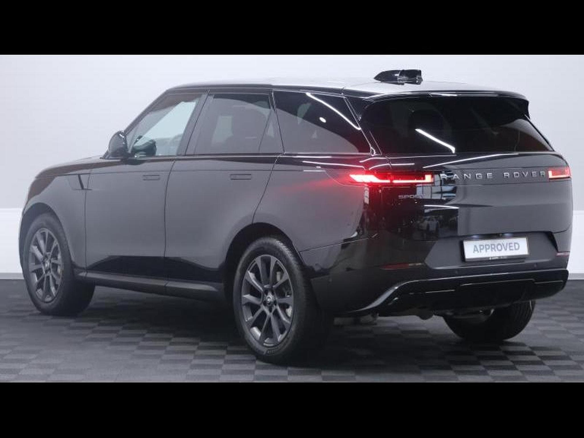 Land-Rover Range Rover Sport D250 S AWD Auto (2025) - Photo 7