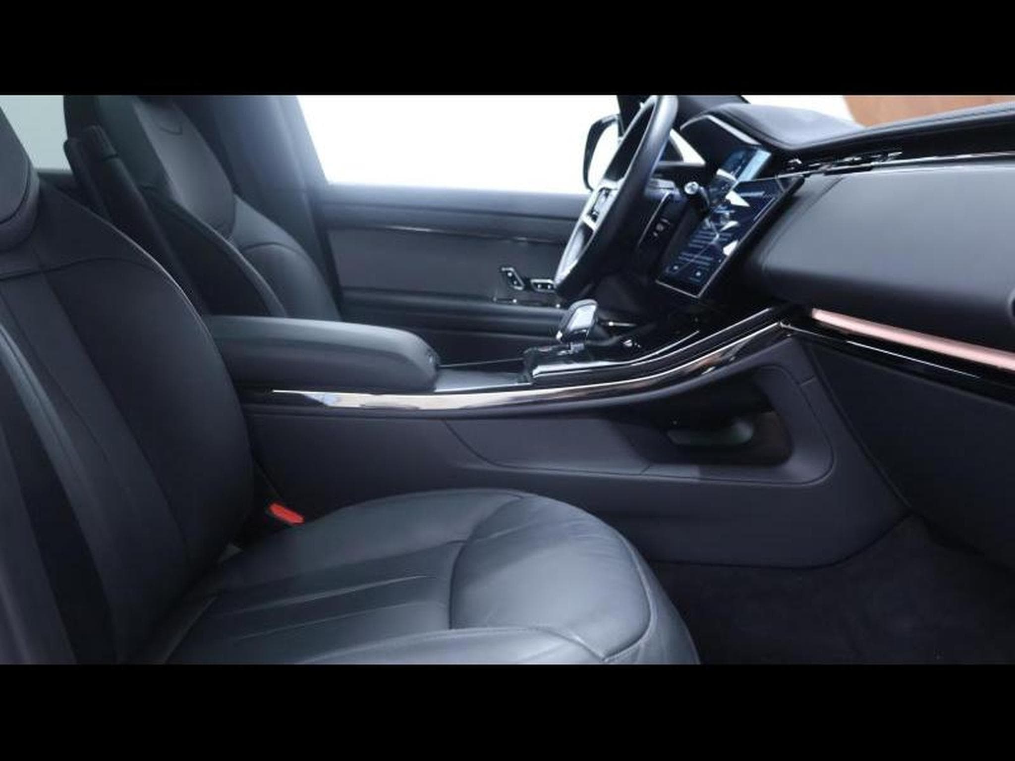 Land-Rover Range Rover Sport D250 S AWD Auto (2025) - Photo 12