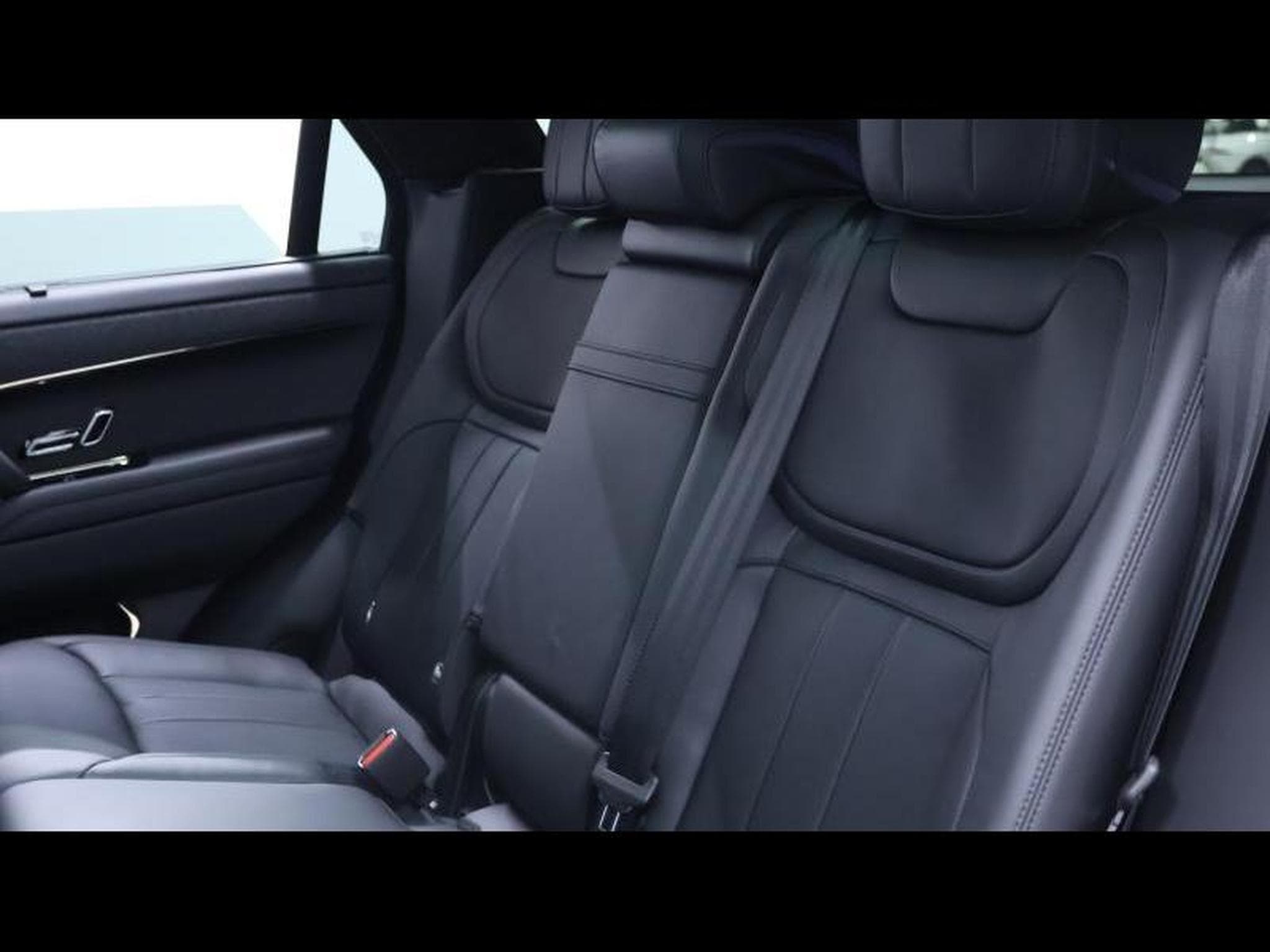 Land-Rover Range Rover Sport P530 Autobiography (2026) - Photo 19