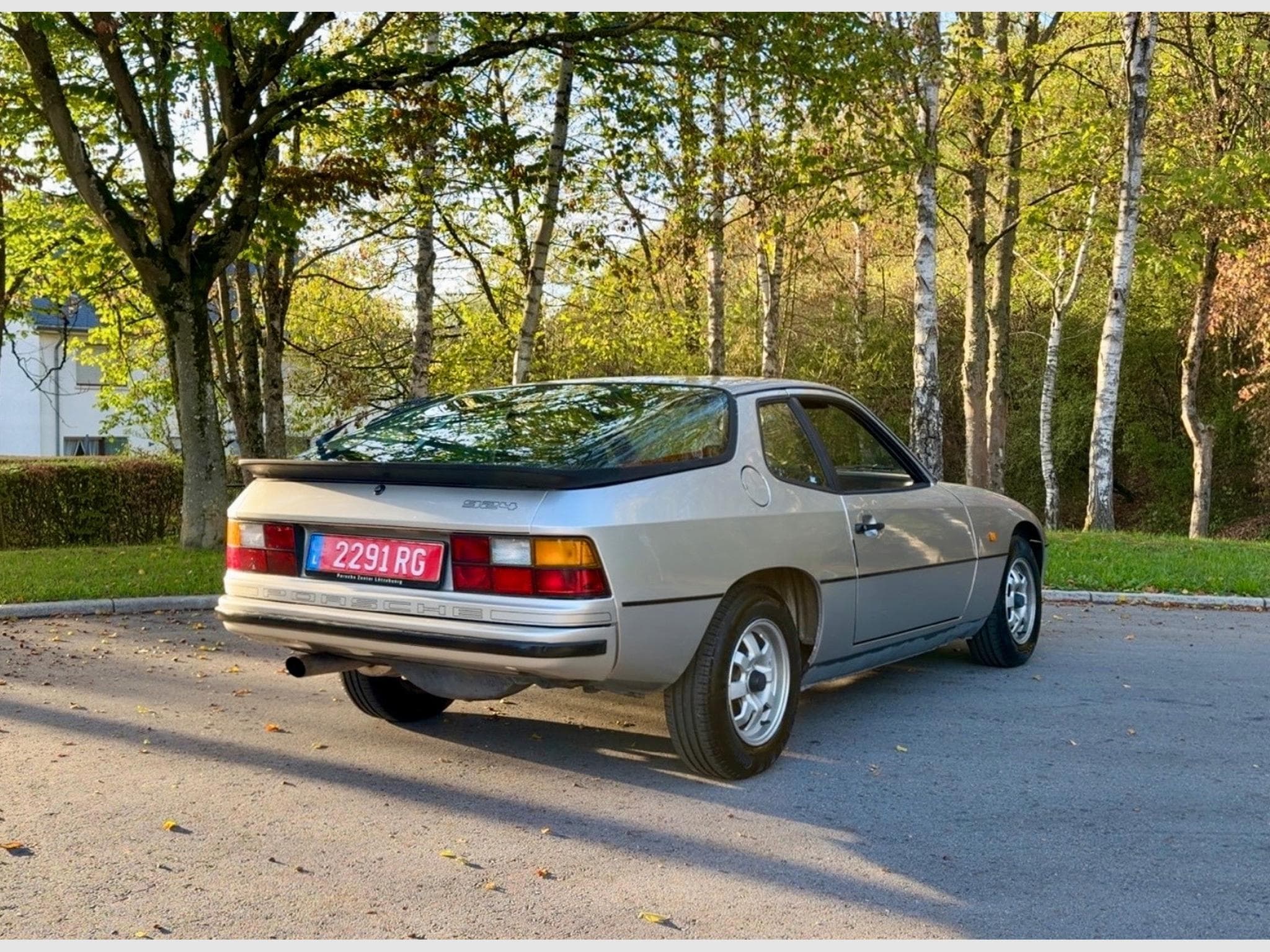Porsche 924 2.0  5vitesses (1982) - Photo 2