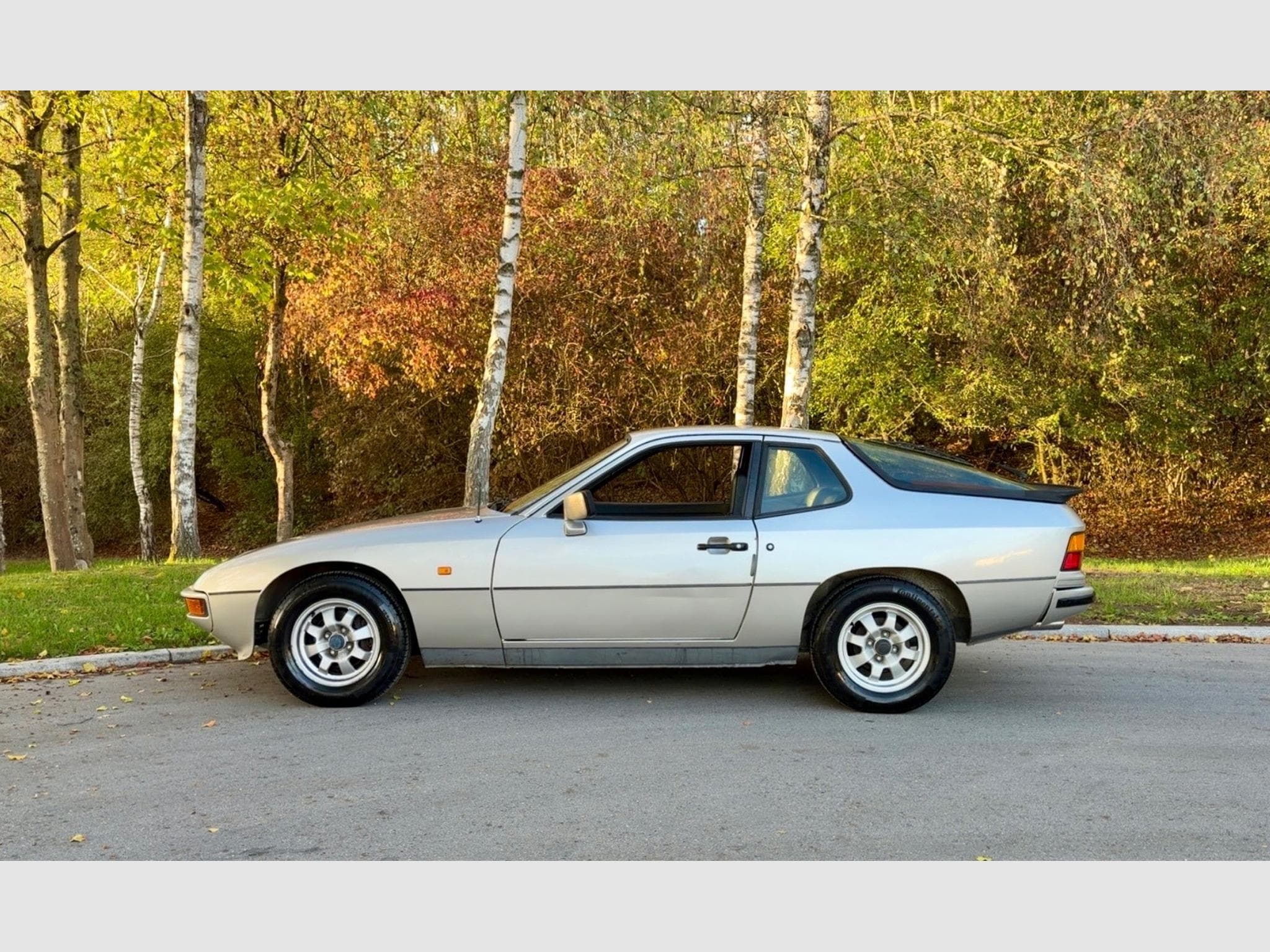 Porsche 924 2.0  5vitesses (1982) - Photo 4