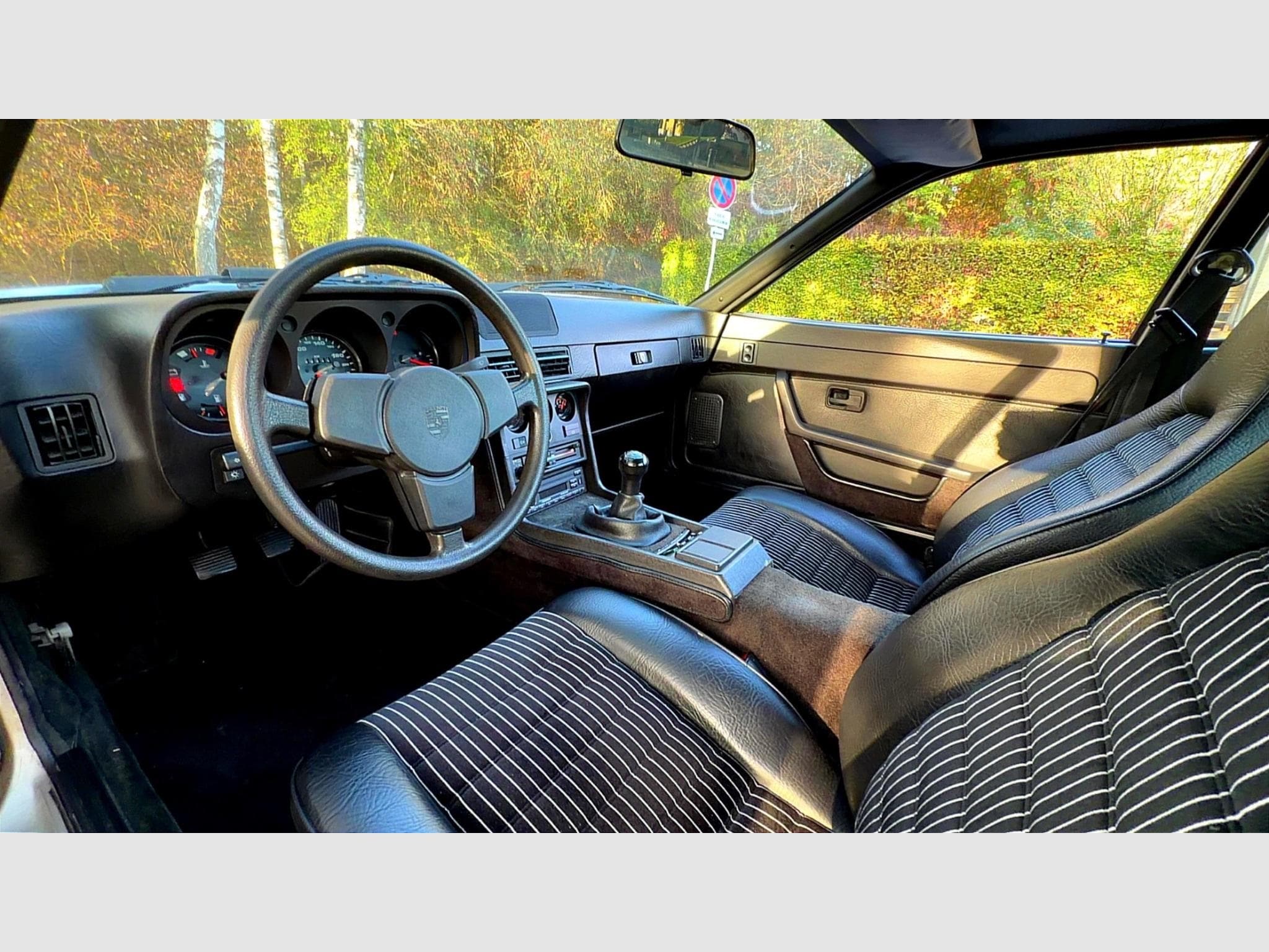 Porsche 924 2.0  5vitesses (1982) - Photo 7