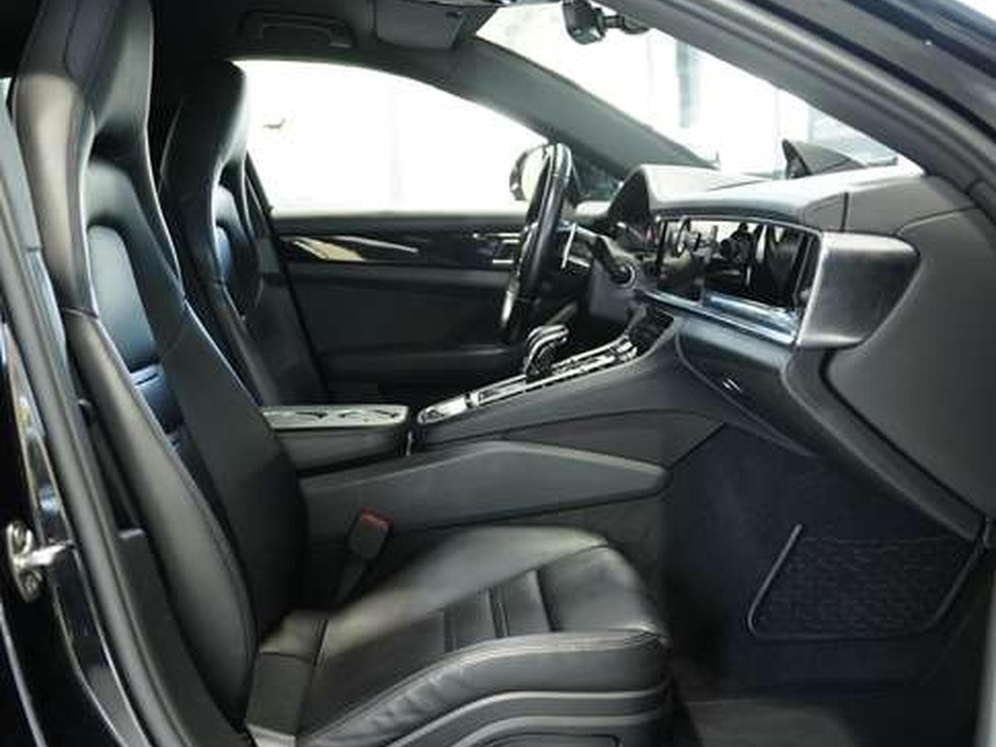Porsche Panamera 4 E-Hybrid *2.H *21 *S-Abgas *Chrono (2021) - Foto 14