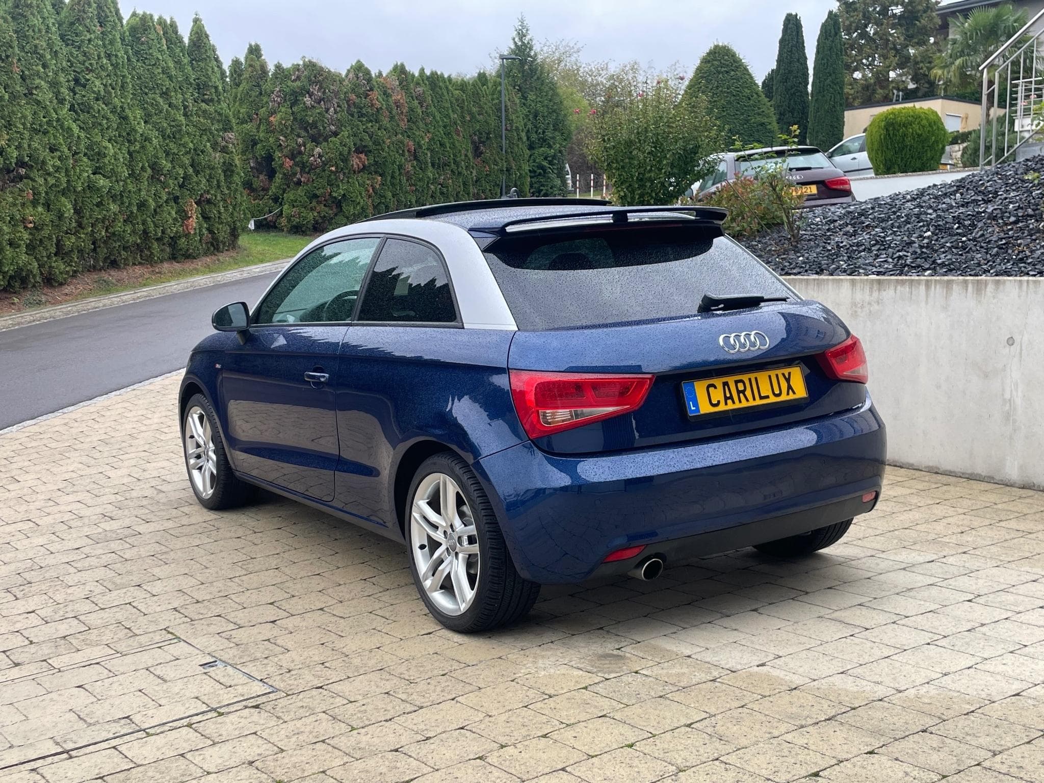 Audi A1 1.6 TDI S-line Automatik (2011) - Foto 10