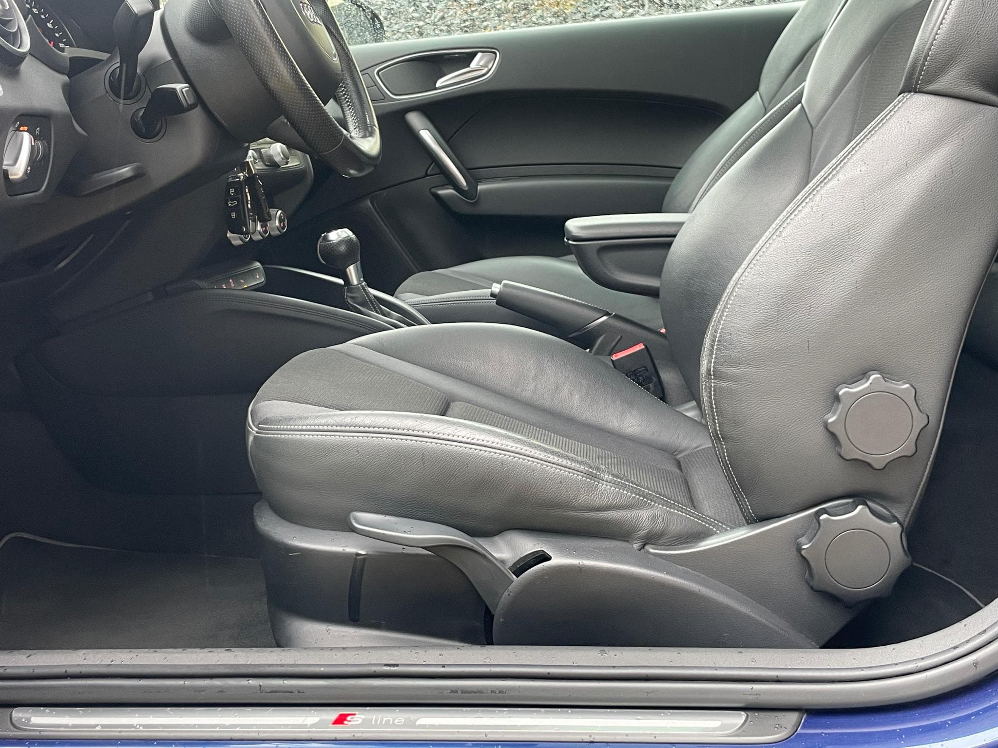 Audi A1 1.6 TDI S-line Automatik (2011) - Foto 3